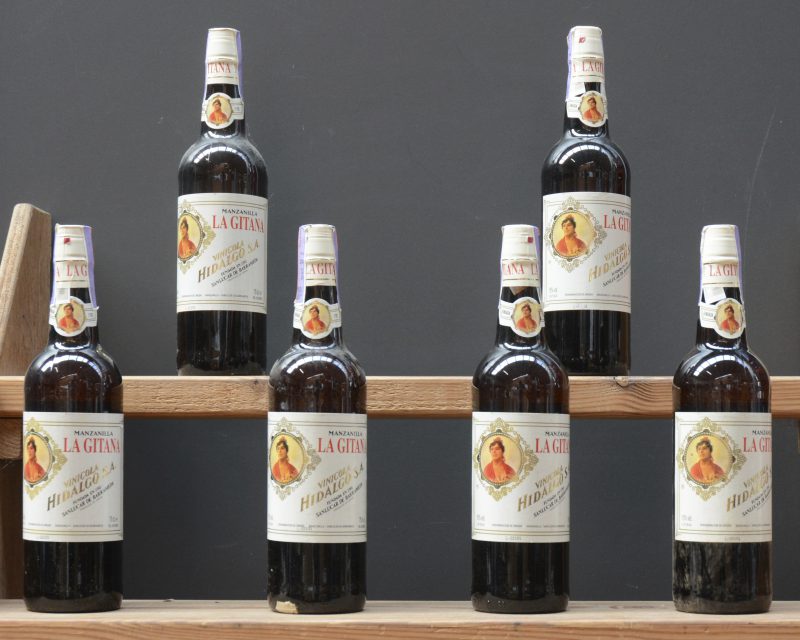 Manzanilla La Gitana D.O.  Vinicola Hidalgo S.A., Sanlucar de Barrameda M.O.  0  aantal: 6 bt