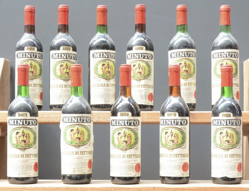 Barbera di Fattoria   Minuto Livio, Barbaresco M.O.  1974  aantal: 11 bt