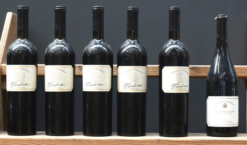 Lot rode wijn        aantal: 6 bt    Tardiva Barbera d’Asti D.O.C.  Michele Chiarlo, Calamandrana M.O.  1997  aantal: 5 bt    Barbera d’Asti D.O.C.  Michele Chiarlo, Calamandrana M.O.  1995  aantal: 1 bt