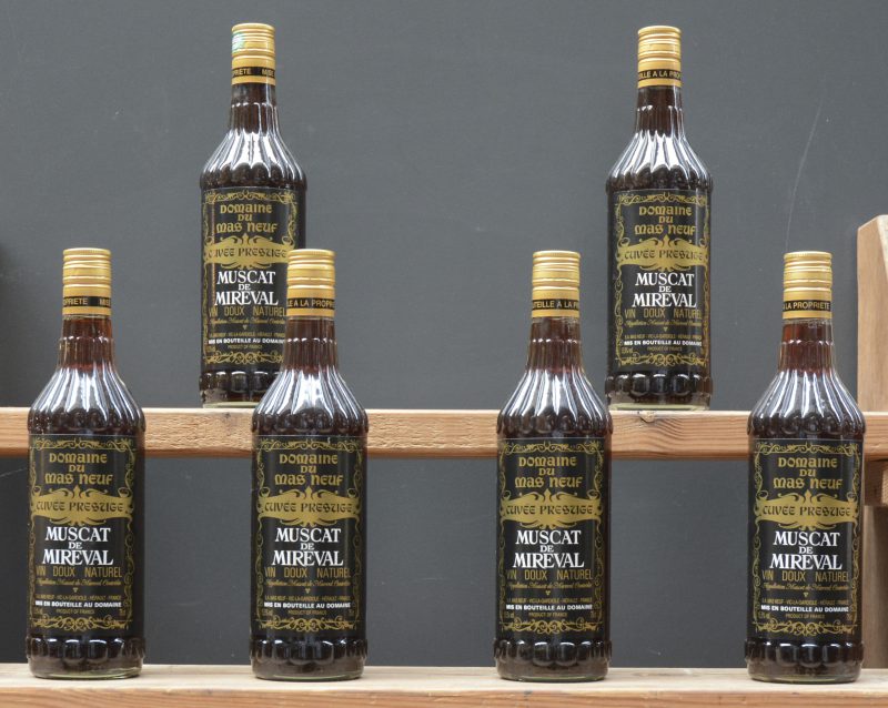 Muscat de Mireval Cuvée Prestige A.C. - Vin Doux Naturel  Dom. du Mas Neuf, Vic-la-Gardiole M.P. O.D. 0  aantal: 6 bt