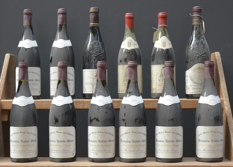 Lot rode wijn        aantal: 12 bt    Châteauneuf-du-Pape A.C.  Jaboulet-Vercherre, Courthézon M.P.  2009  aantal: 1 bt    Châteauneuf-du-Pape A.C.  Ch. Simian, Serguier & Fils M.C.  1986  aantal: 1 bt    Visan A.C.  Cave des Vignerons M.O.  1983  aantal: 2 bt    Dom. Ste-Anne Cuvée Notre-Dame des Celettes A.C. Côtes du Rhône Villages  Cave des Vignerons M.D.  2001  aantal: 8 bt