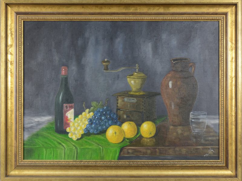 “Stilleven met koffiemolen”. Olieverf op doek. Gesigneerd.