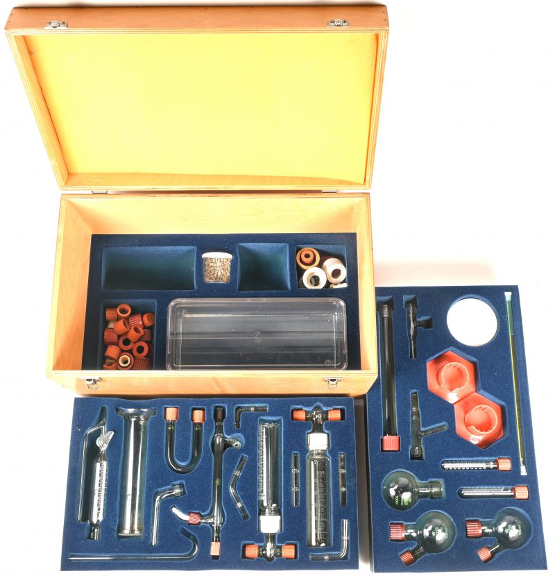 Practicum koffer voor chemie.