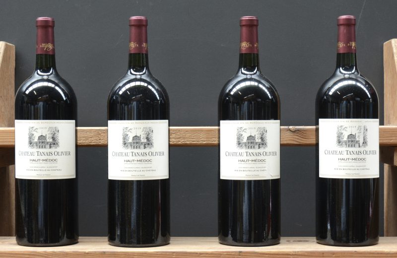 Ch. Tanais Olivier A.C. Haut-Médoc   M.C.  2019  aantal: 4 Mag.