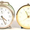 Een partij oude wekkers bestaande uit 3 x Junghans, 1 x Matin en een barometer van het merk Lufft.