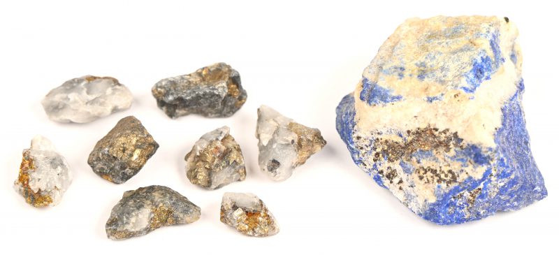 Een gevarieerd lot mineralen.