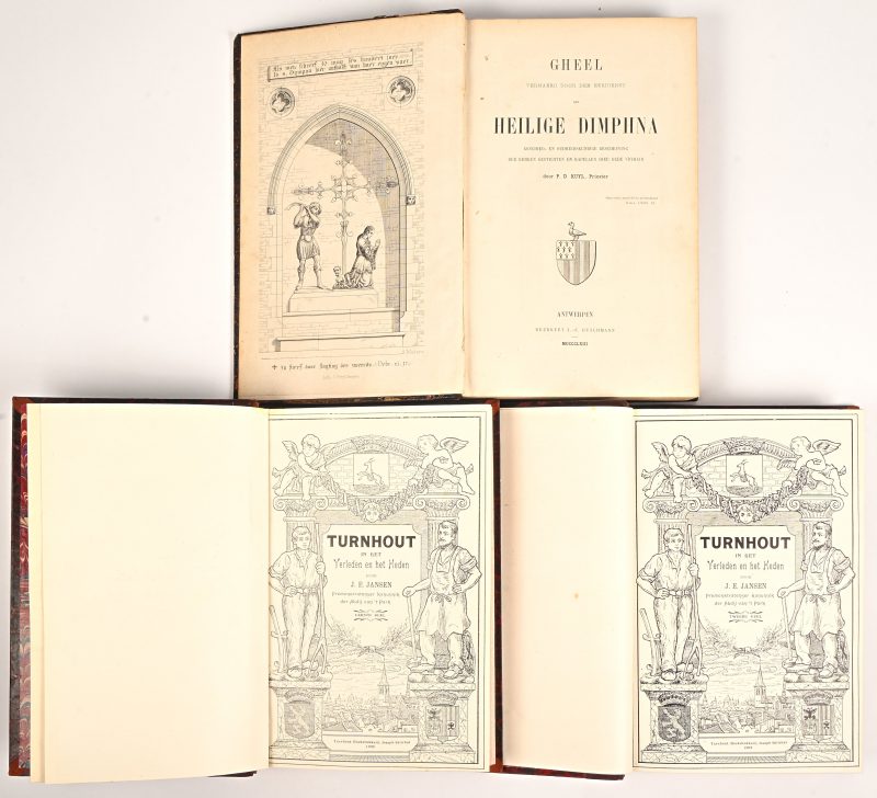 Een lot van drie boeken. ‘Gheel, vermaerd door den eerdienst der Heilige Dimphna’, Buschmann, 1863. ‘Turnhout in het verleden en het heden’, door J. E. Jansen, deel 1 & 2, 1905.