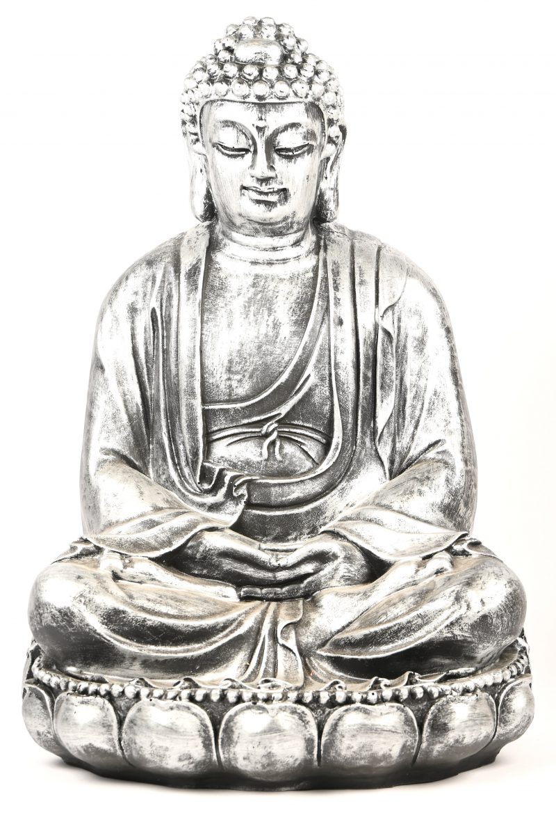 ‘Buddha’, zilver gepatineerd polyester.
