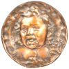 Drie stuks brons, een plaquette met een kinderhoofdje, een plaquette met een erotische scène en een Minervahoofdje.