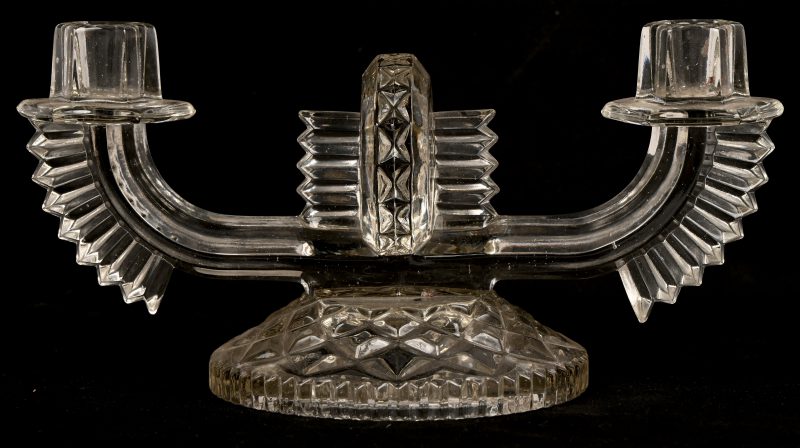 Een glazen art-deco kandelaar, Feigl & Morawetz Libochovice.