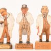 Een lot van tien houten beeldjes van artsen. Jaschke figuren, Duitsland.