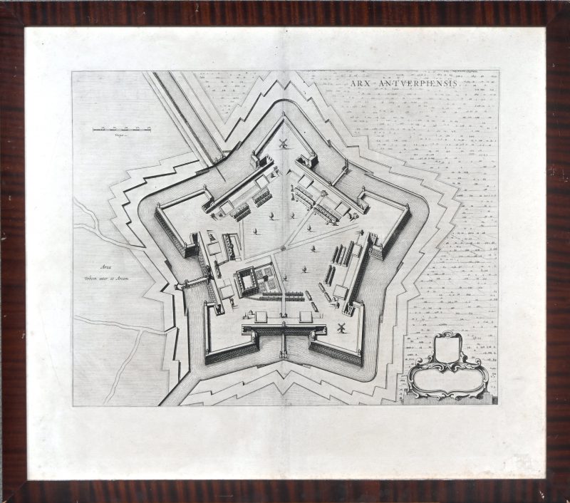 “Arx Anverpiensis.” Met achteraan ‘Beschrijving van ‘t Kasteel ‘t Antwerpen uyt Famianus Strada’.