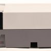 Een originele NES (Nintendo Entertainment System) Eerste editie PAL (Benelux) volledig, in originele verpakking en in nieuwstaat. Model: NESE-001 HOL PE4271716.