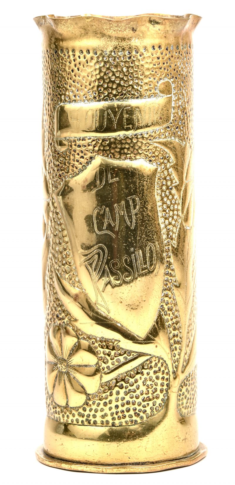 Een ‘trench-art’ obus met opschrift: Souvenir de camp Passilon.