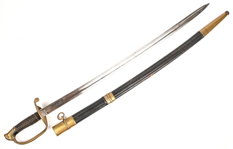 Een Belgische sabel, model 1850. Politie of Garde Civique-uitvoering van de sabel voor onderofficieren.