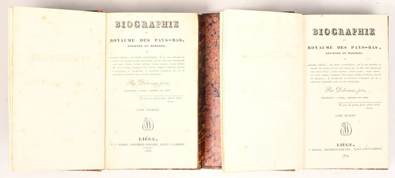 "Biographie du Royaume des Pays-Bas, ancienne et moderne”, 2 volumes, door Mathieu Guillaule Delvenne, uitgegeven door M. J. Le Roux. 1829.