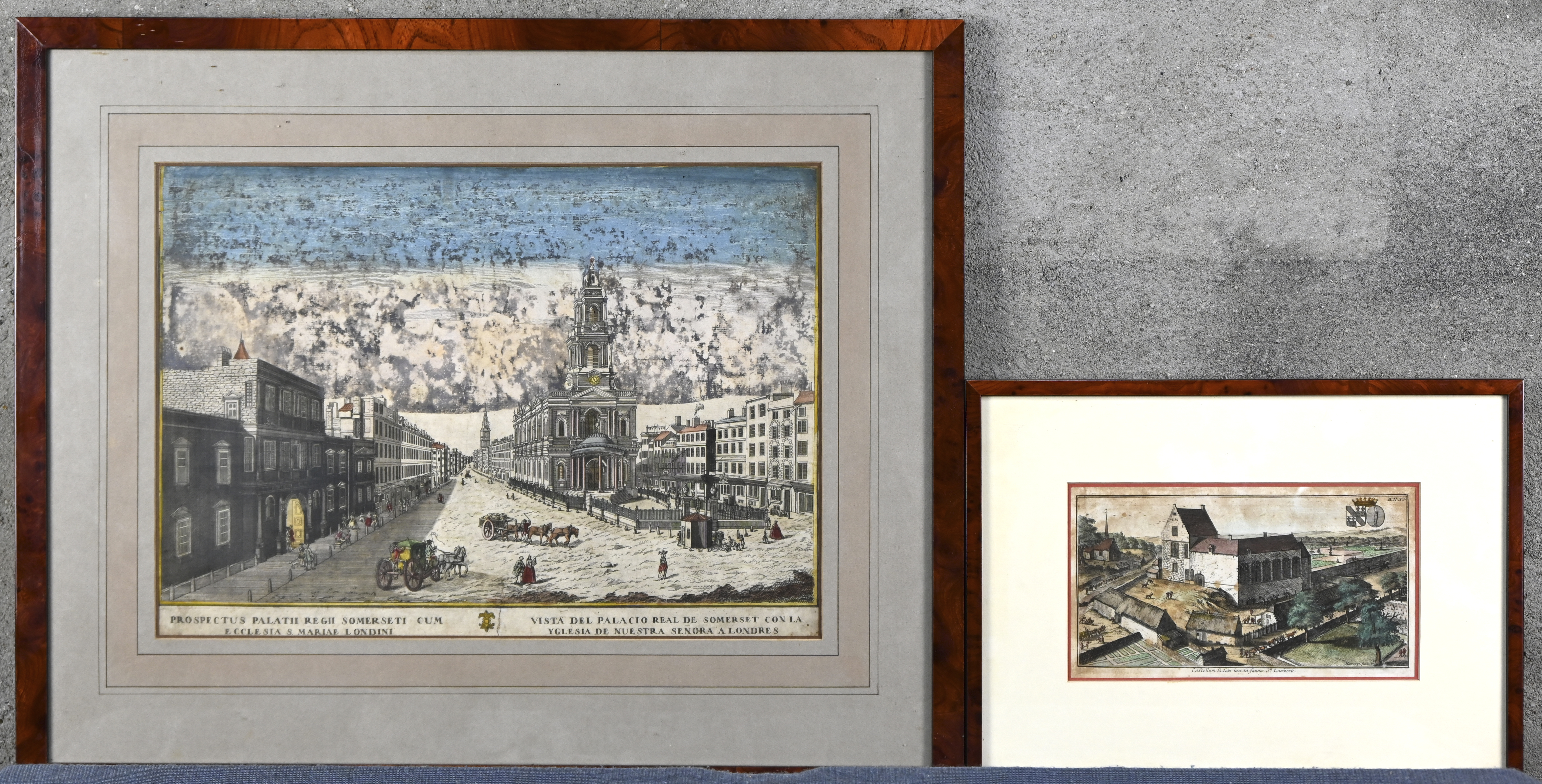 ‘Londini’ en ‘Castellum St. Lamberti’, een paar antieke ingekleurde etsen ‘Londini’ en ‘Castellum St. Lamberti’, een paar antieke ingekleurde etsen.