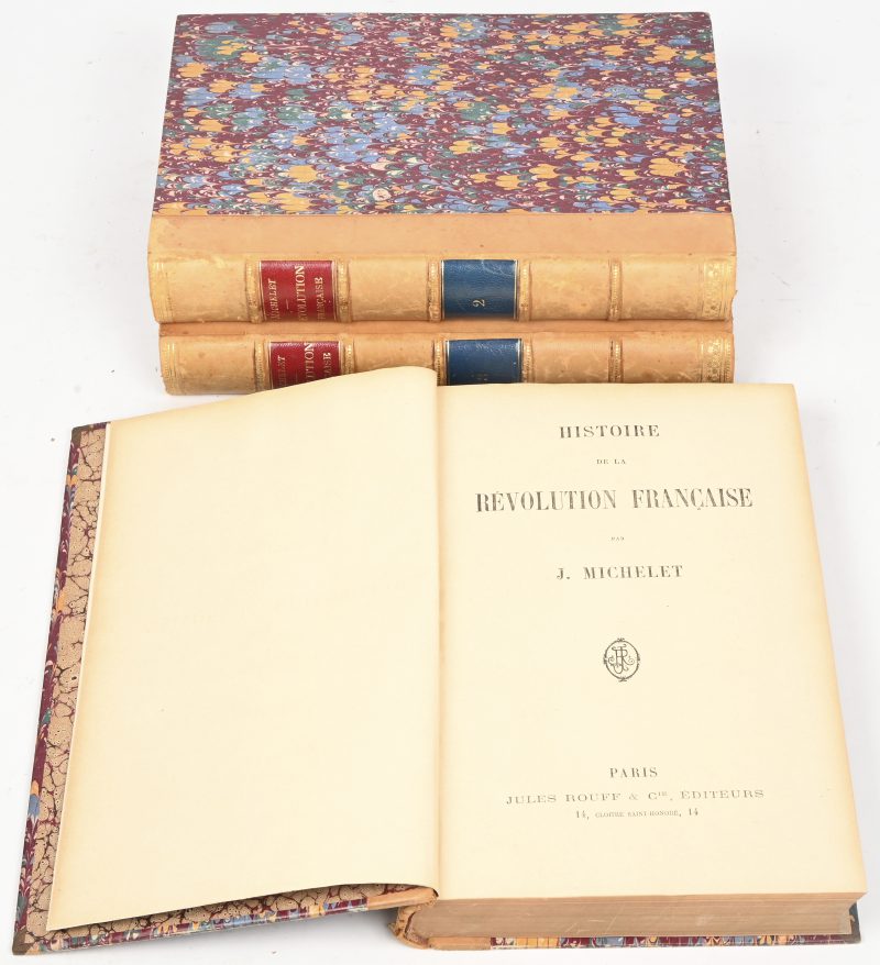“Histoire de la Révolution française”, drie volumes, door Jules Michelet. 19e eeuws.