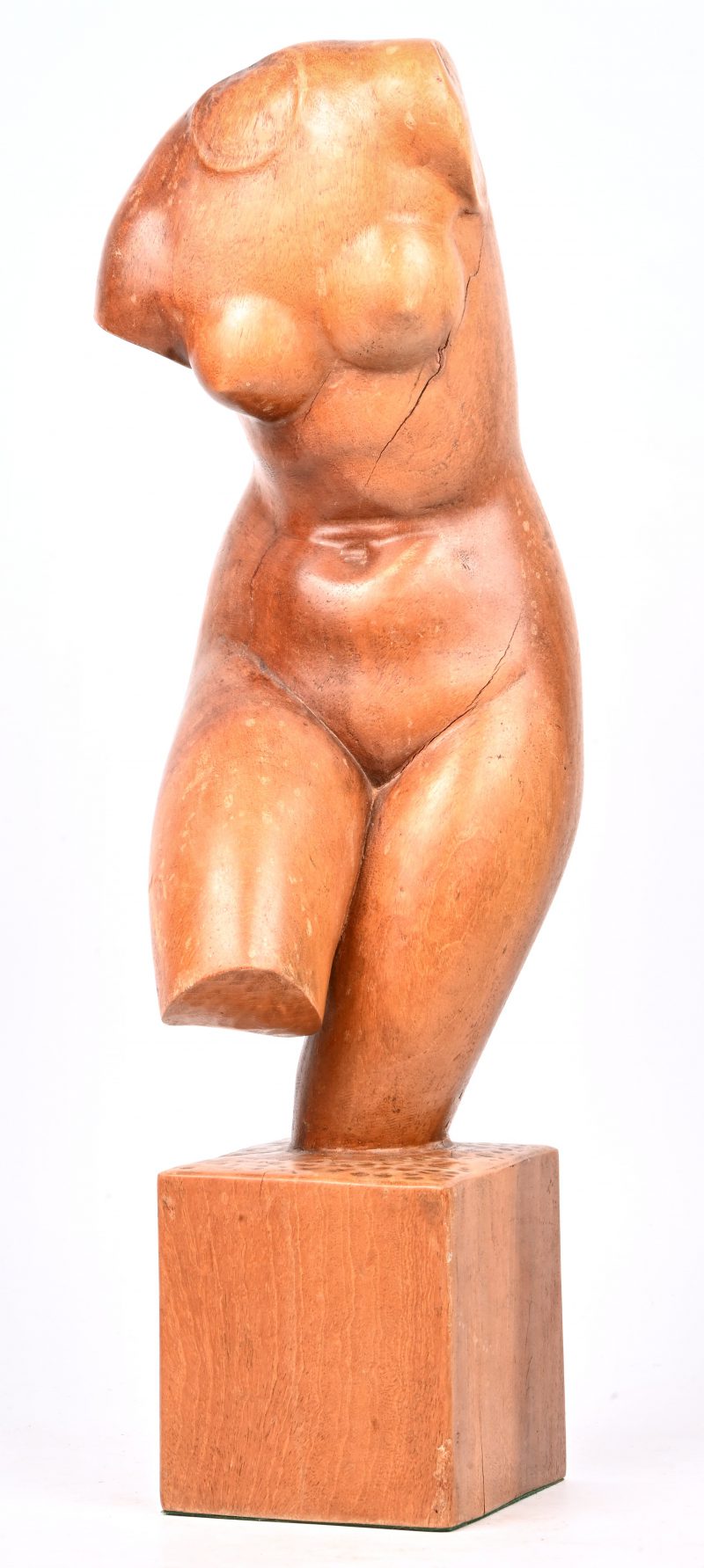 Een gesculpteerd houten damestorso, niet gesigneerd.