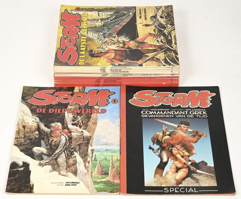 Een lot strips van de reeks ‘Storm’. Special, nr. 1-4, 8, De kronieken van Pandarve 1-5, 8, 9, en 11-13.