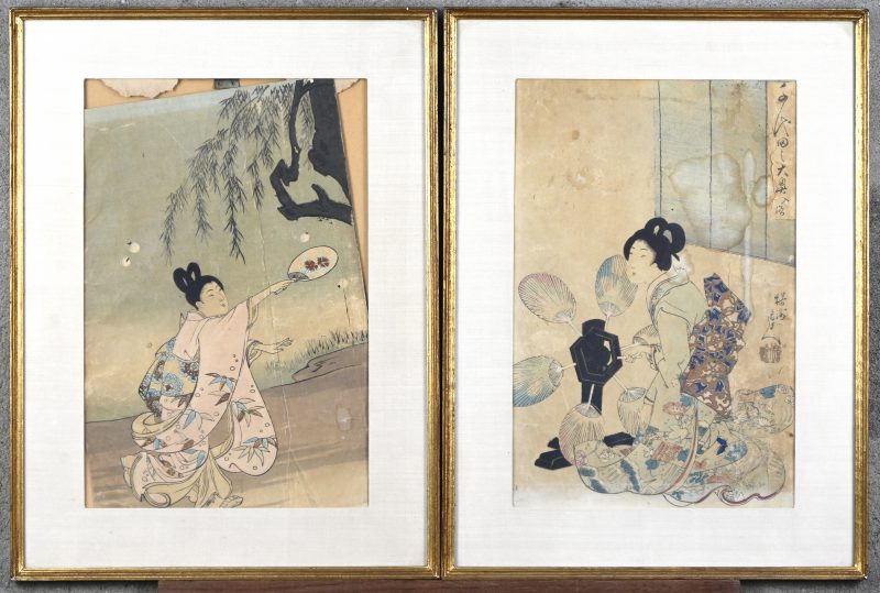 Geishas met waaier, twee Chinese prenten. Met schade.