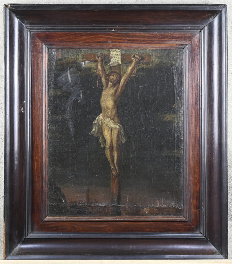 ‘Christus aan het kruis’, olieverf op doek. Een 19e eeuws werk, niet getekend. Het doek heeft een scheurtje aan de bovenkant.
