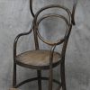 Een bentwood kinderstoel in Thonet stijl, gemerkt met label: Taymans, Antwerp.