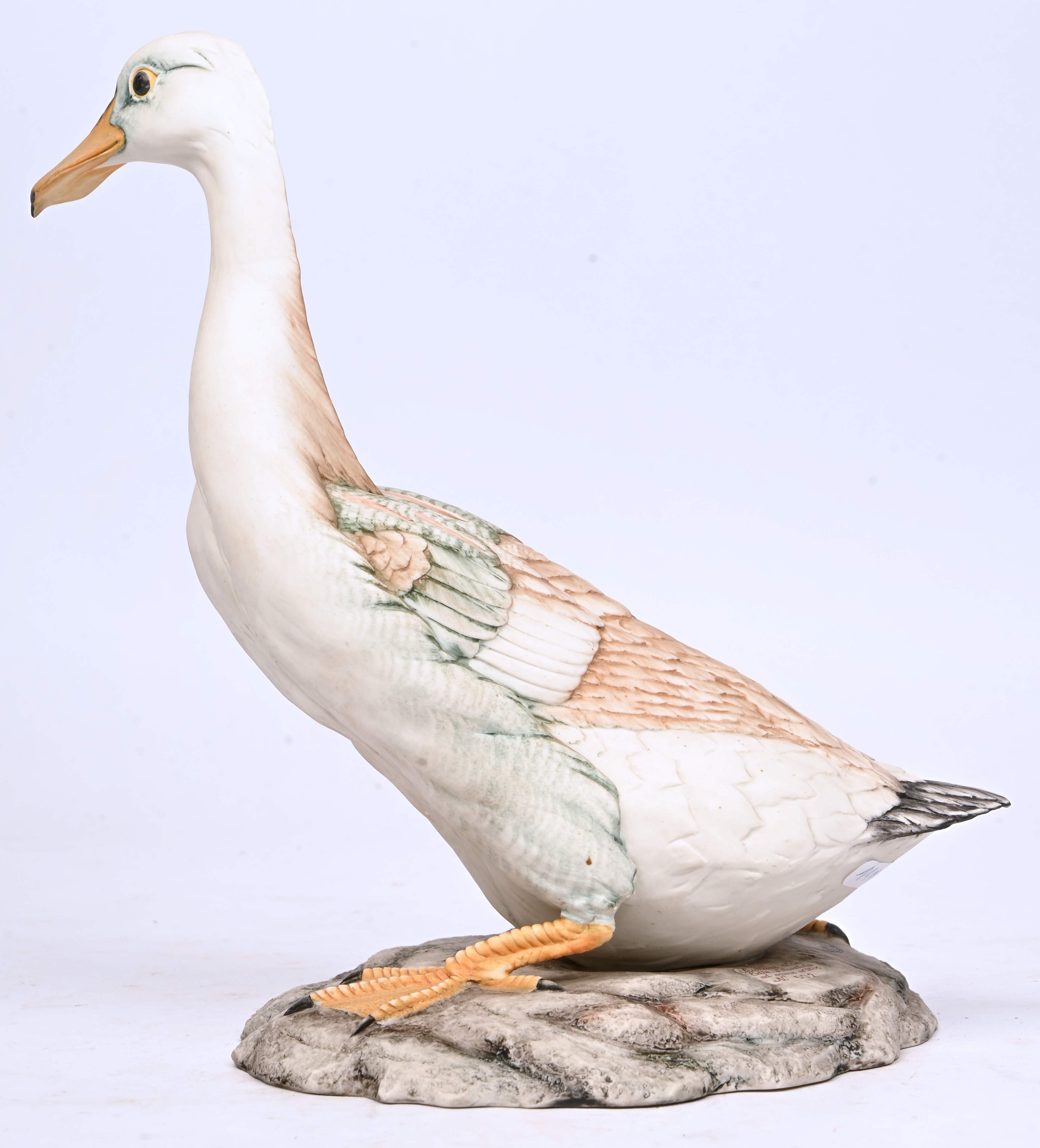 “Gans”. Beeldje van polychroom biscuit. Gemerkt en gesigneerd “Gans”. Beeldje van polychroom biscuit. Gemerkt en gesigneerd.