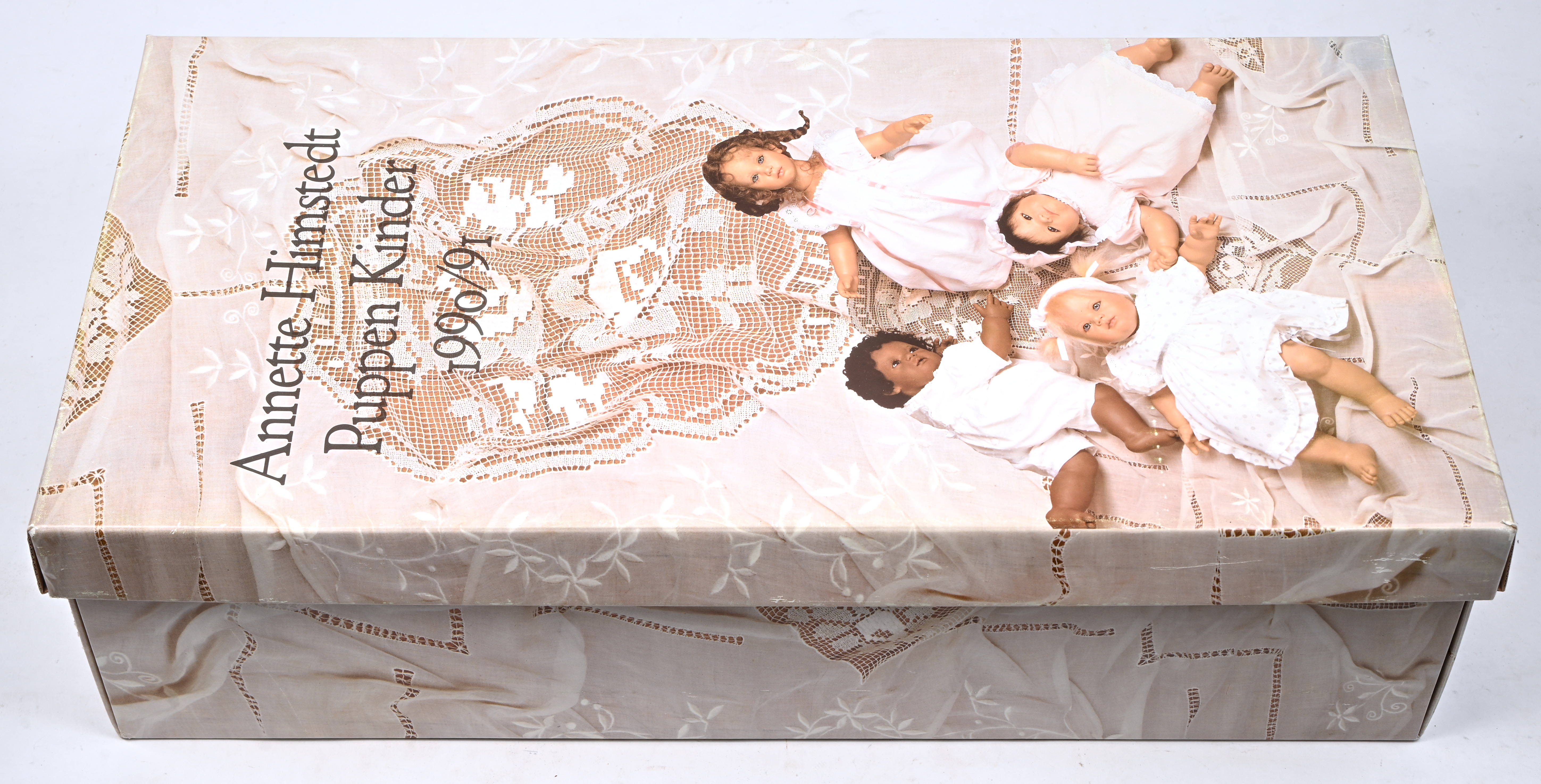 Een babypop van Annette Himstedt. In originele doos Een babypop van Annette Himstedt. In originele doos.