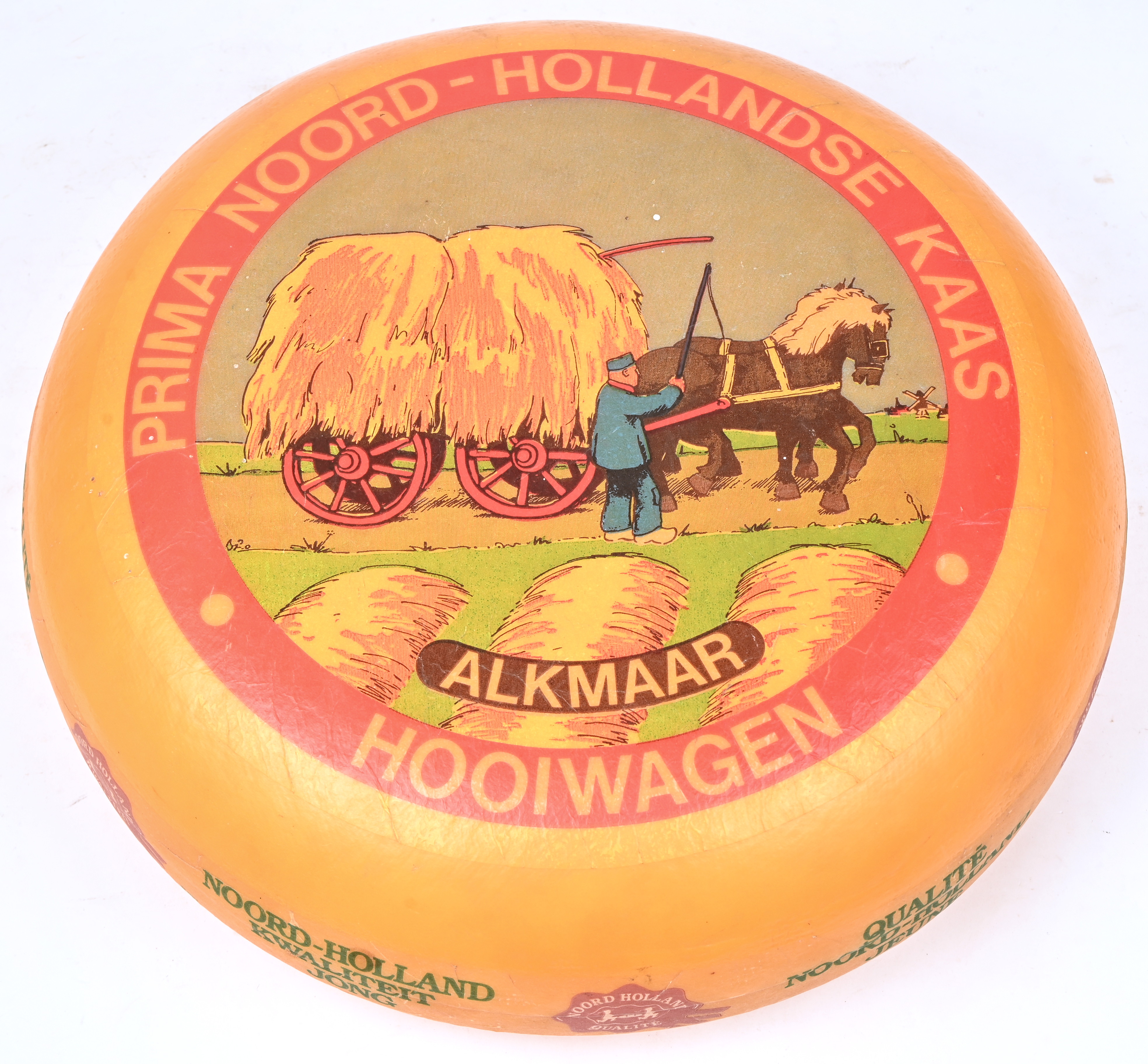 Een lot reclame afkomstig uit een kaaswinkel bestaande uit een kunststoffen kaasbol, Alkmaar Hooiwagen, en een kartonnen reclamebord, Fromageries Ch. Dayot Een lot reclame afkomstig uit een kaaswinkel bestaande uit een kunststoffen kaasbol, Alkmaar Hooiwagen, en een kartonnen reclamebord, Fromageries Ch. Dayot.