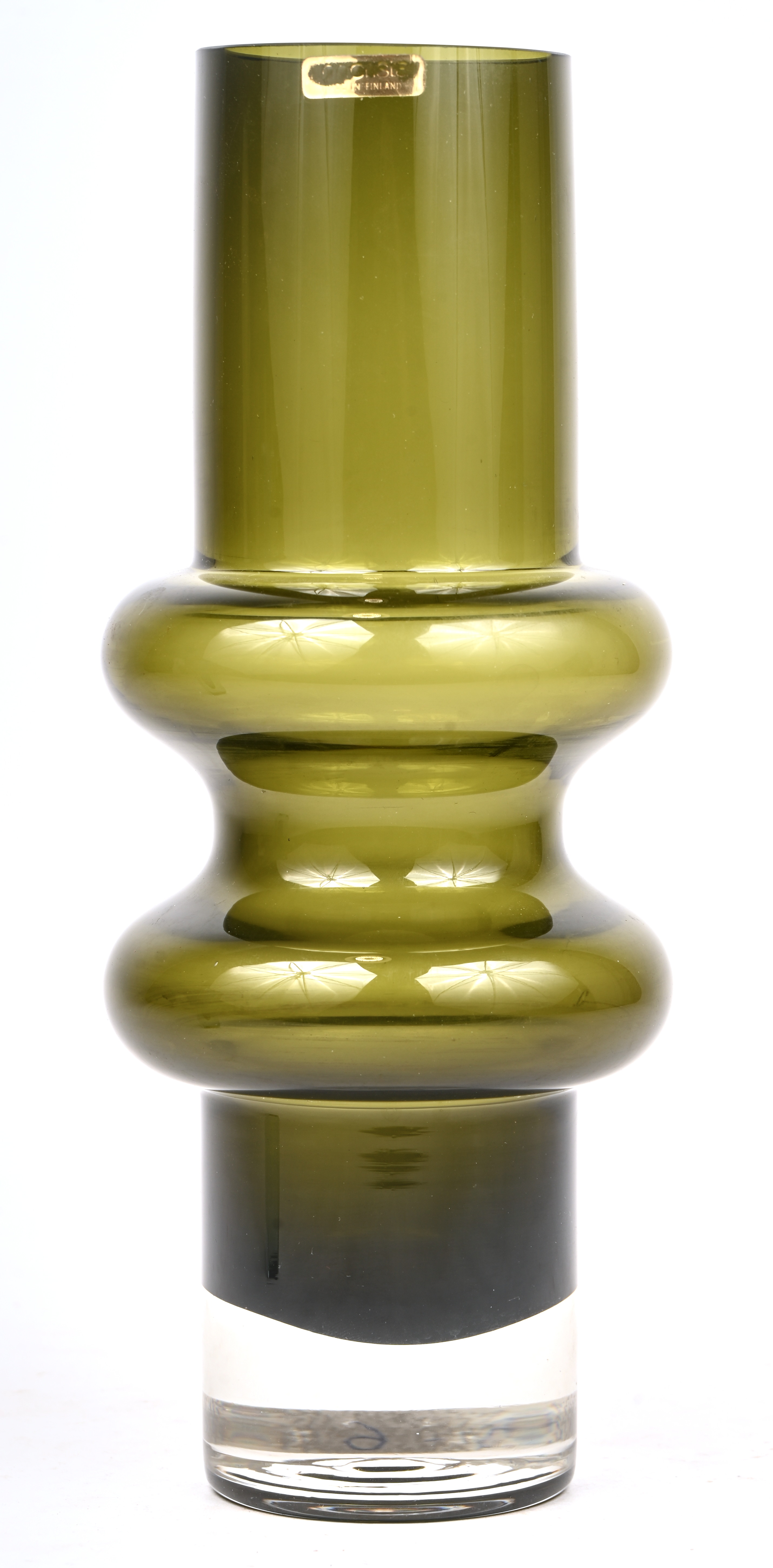 Een glazen design vaas, Solmuke ontworpen door Tamara Aladin voor Finncristall, Finland Een glazen design vaas, Solmuke ontworpen door Tamara Aladin voor Finncristall, Finland.