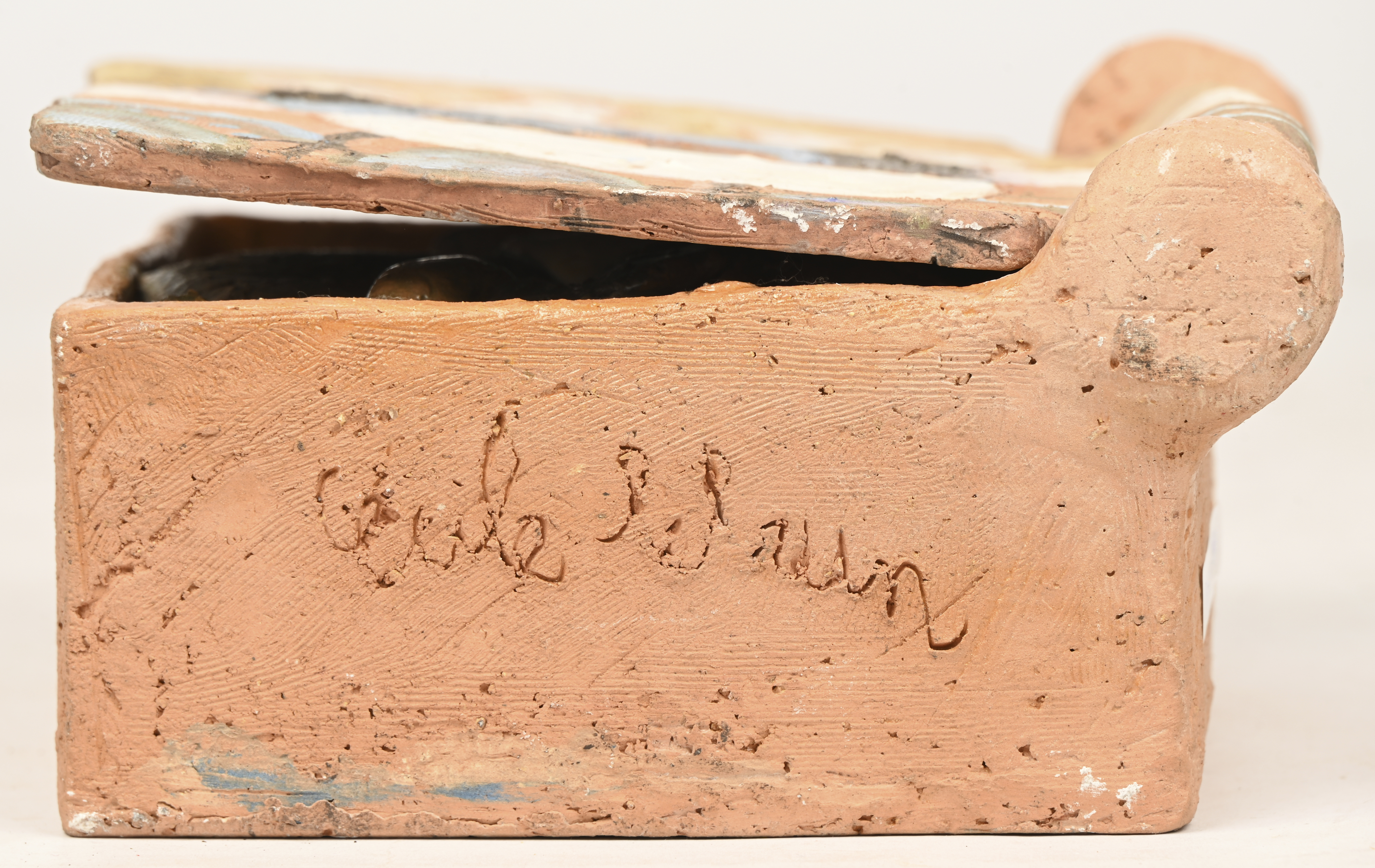 “Abstract keramisch boek met creaturen”. gedateerd 1937 “Abstract keramisch boek met creaturen”. gedateerd 1937.