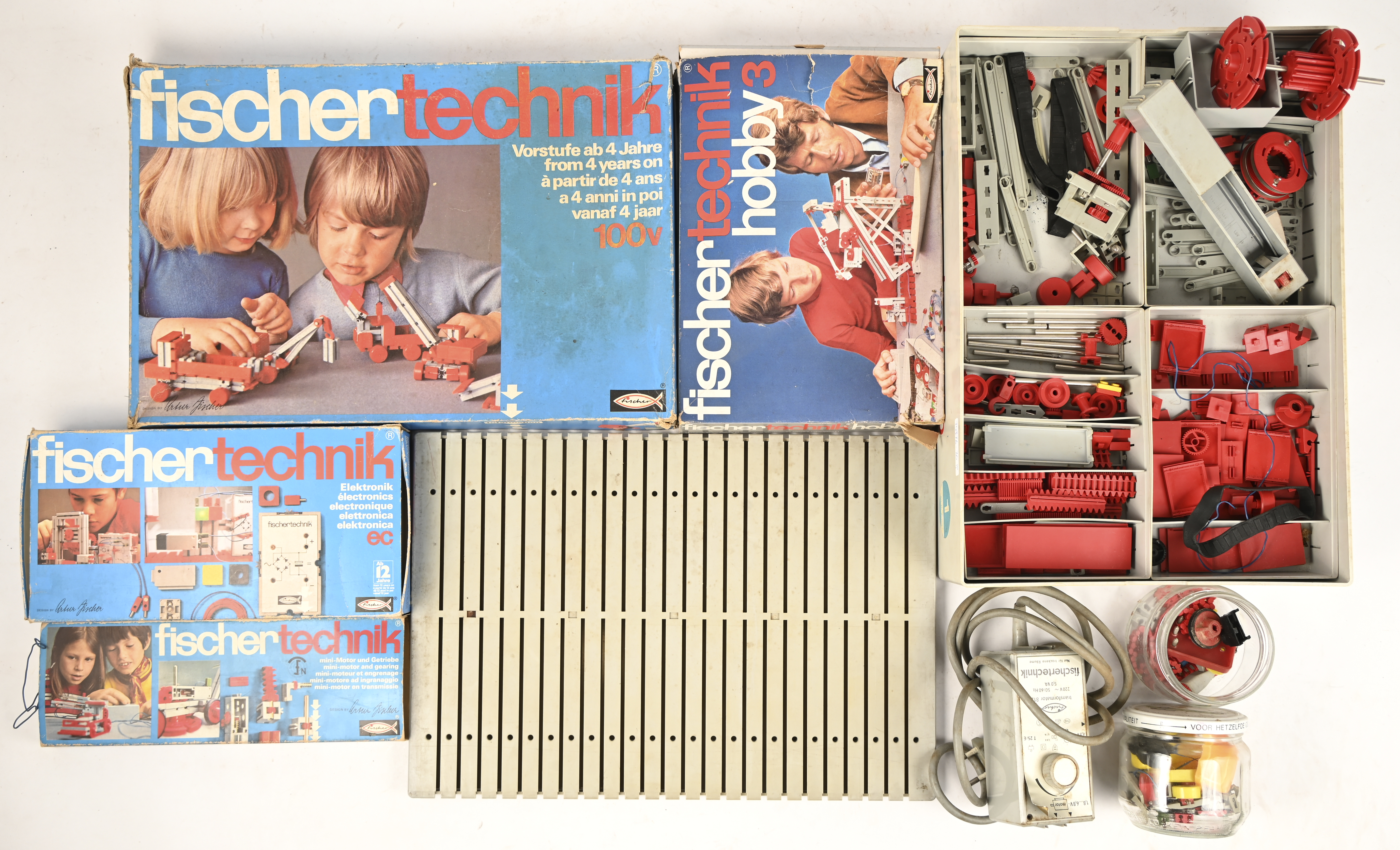 Een partij vintage Fischer Technik Een partij vintage Fischer Technik.