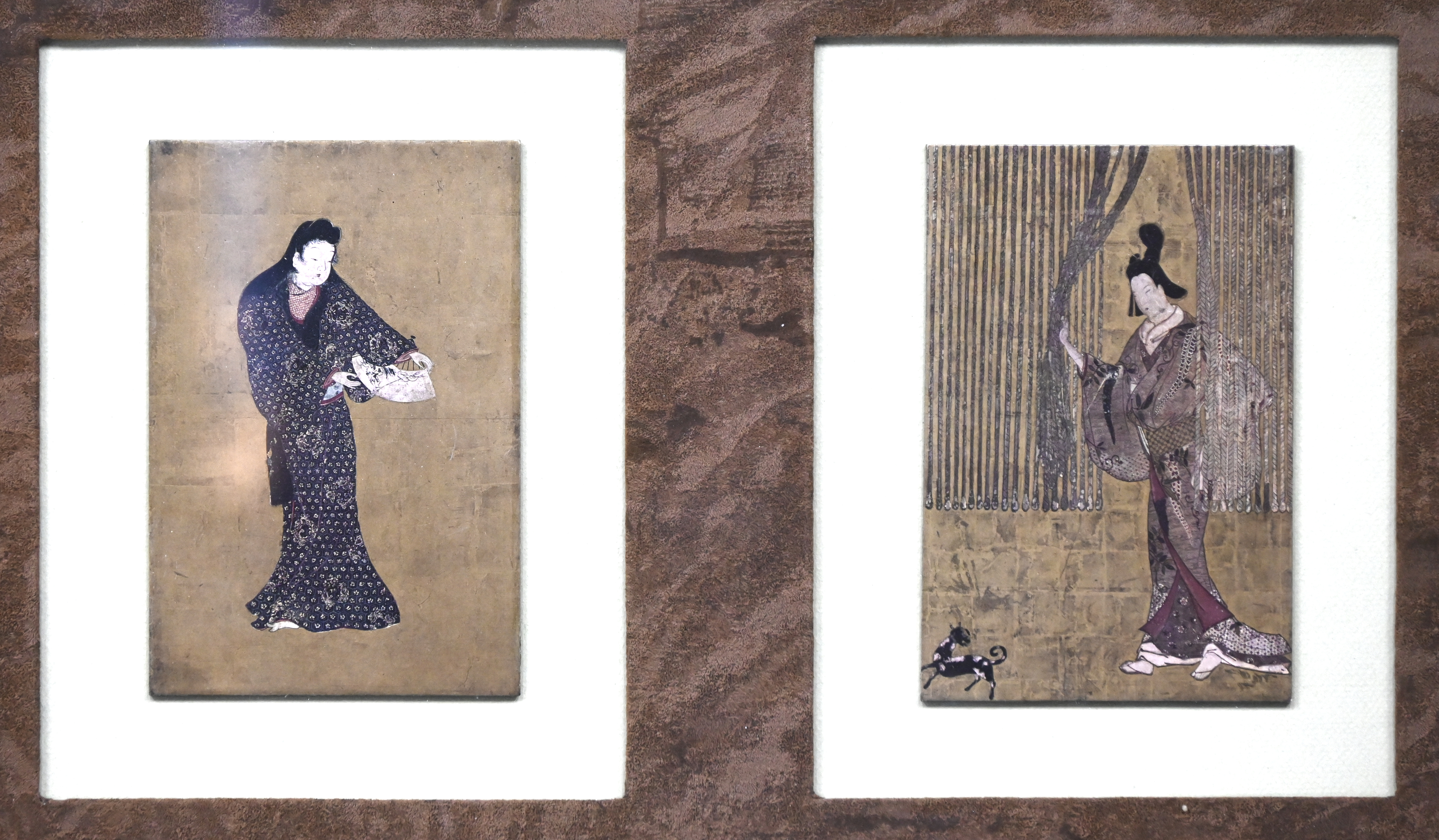 Een lot van 2 kaders met elks 2 Japanse prints Een lot van 2 kaders met elks 2 Japanse prints.