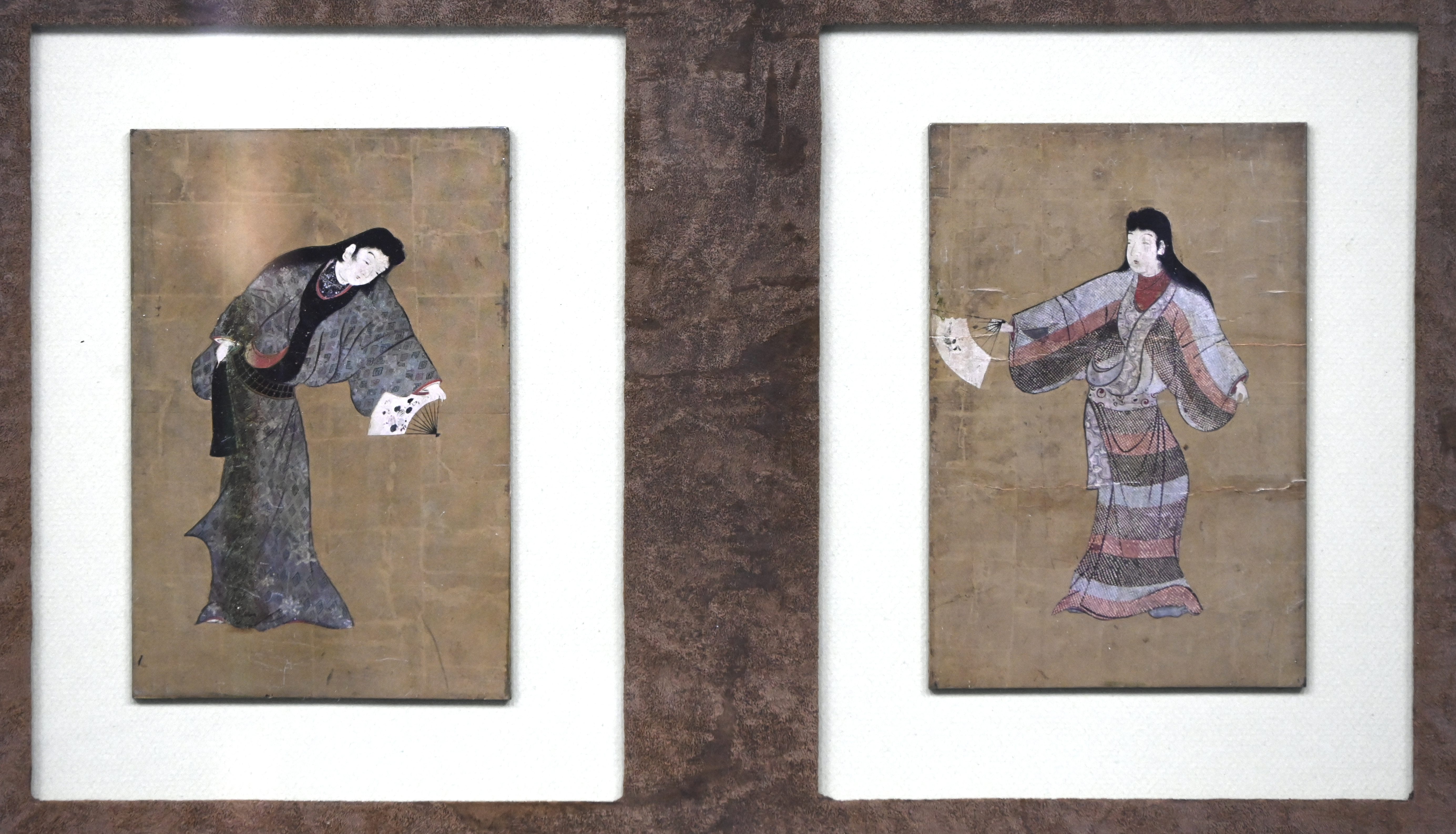 Een lot van 2 kaders met elks 2 Japanse prints Een lot van 2 kaders met elks 2 Japanse prints.