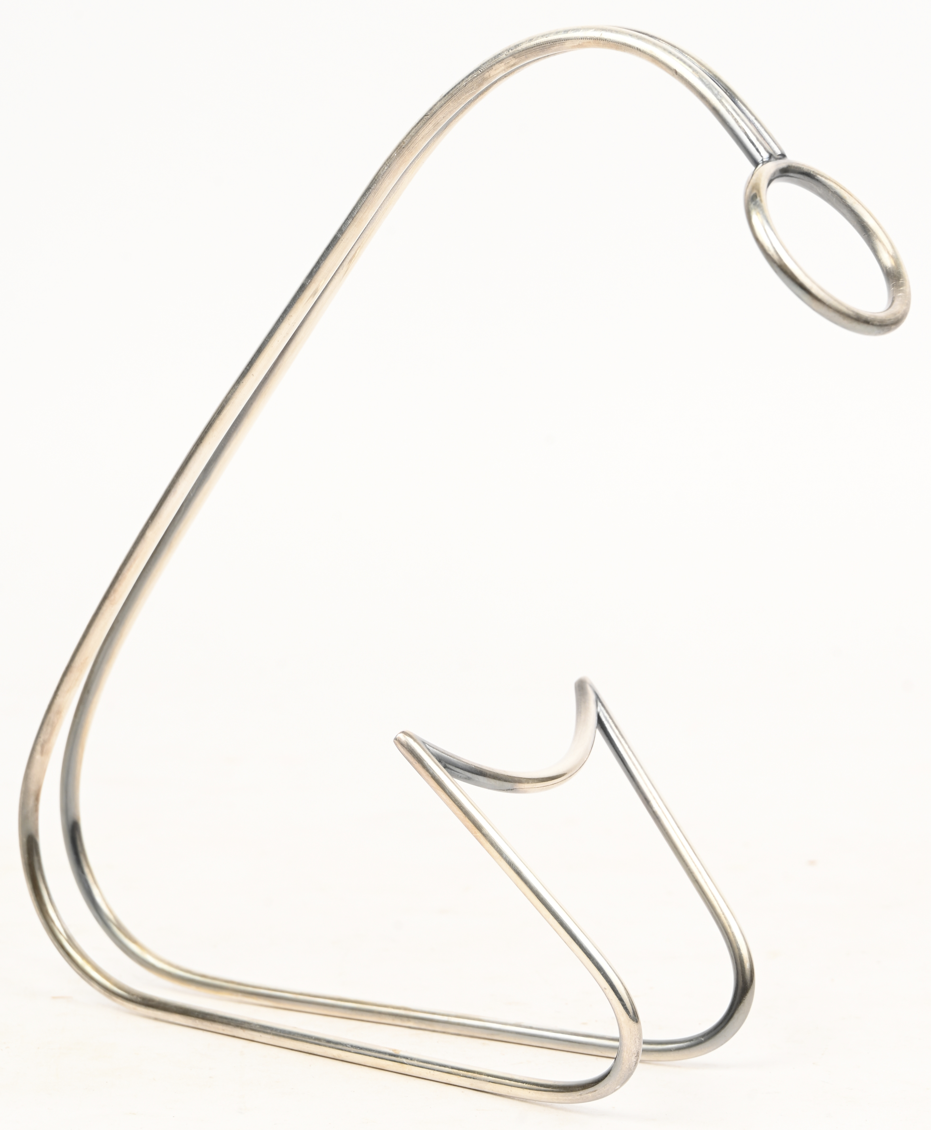 Een verzilverde flessenhouder van Christofle Een verzilverde flessenhouder van Christofle.