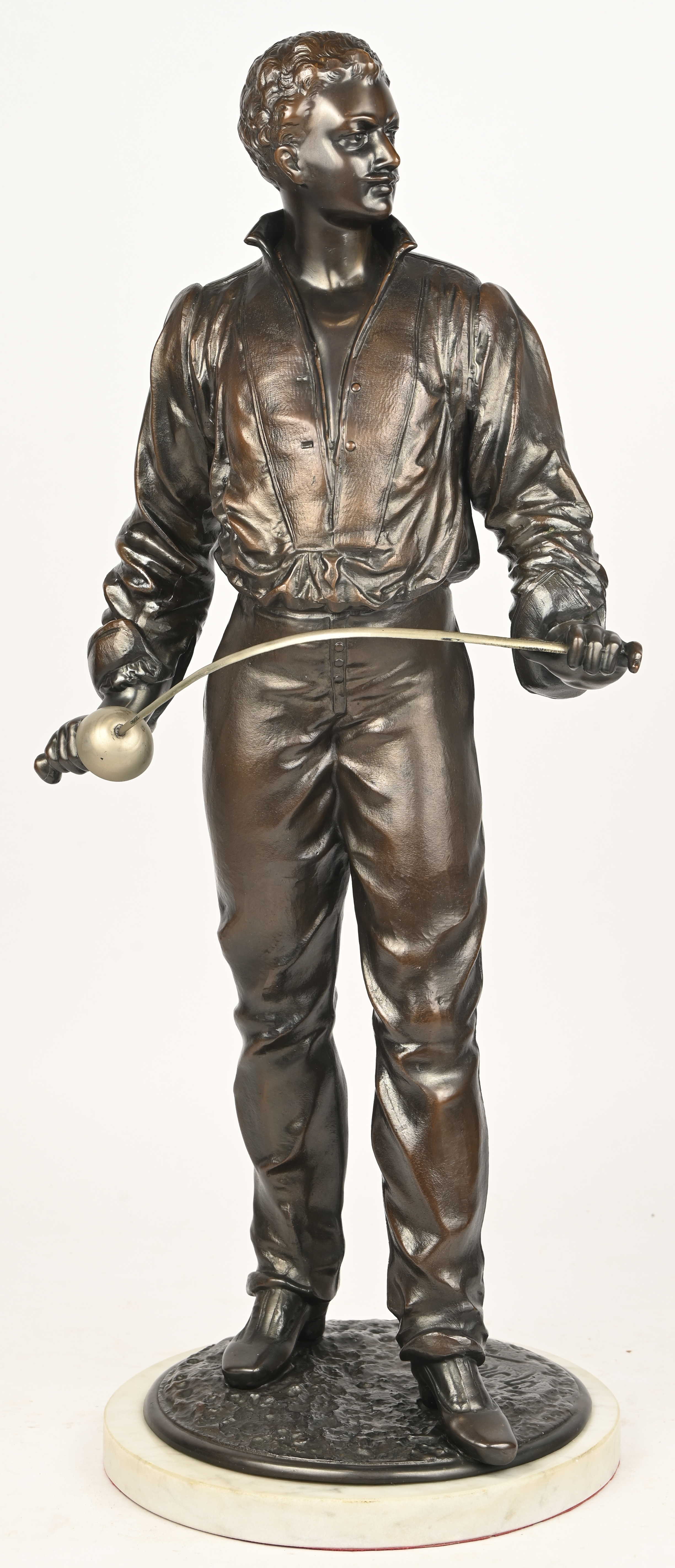 “De schermer’, een zamakken beeld, gesigneerd Ch. Massé “De schermer’, een zamakken beeld, gesigneerd Ch. Massé.