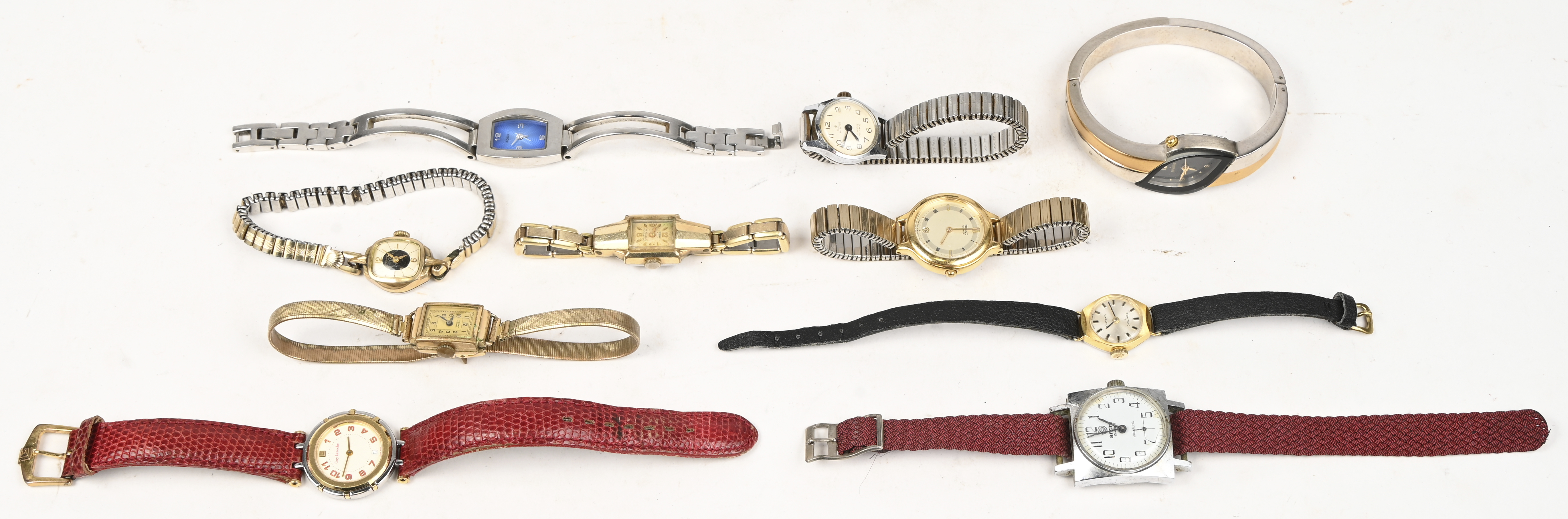 Een lot dameshorloges Een lot dameshorloges.