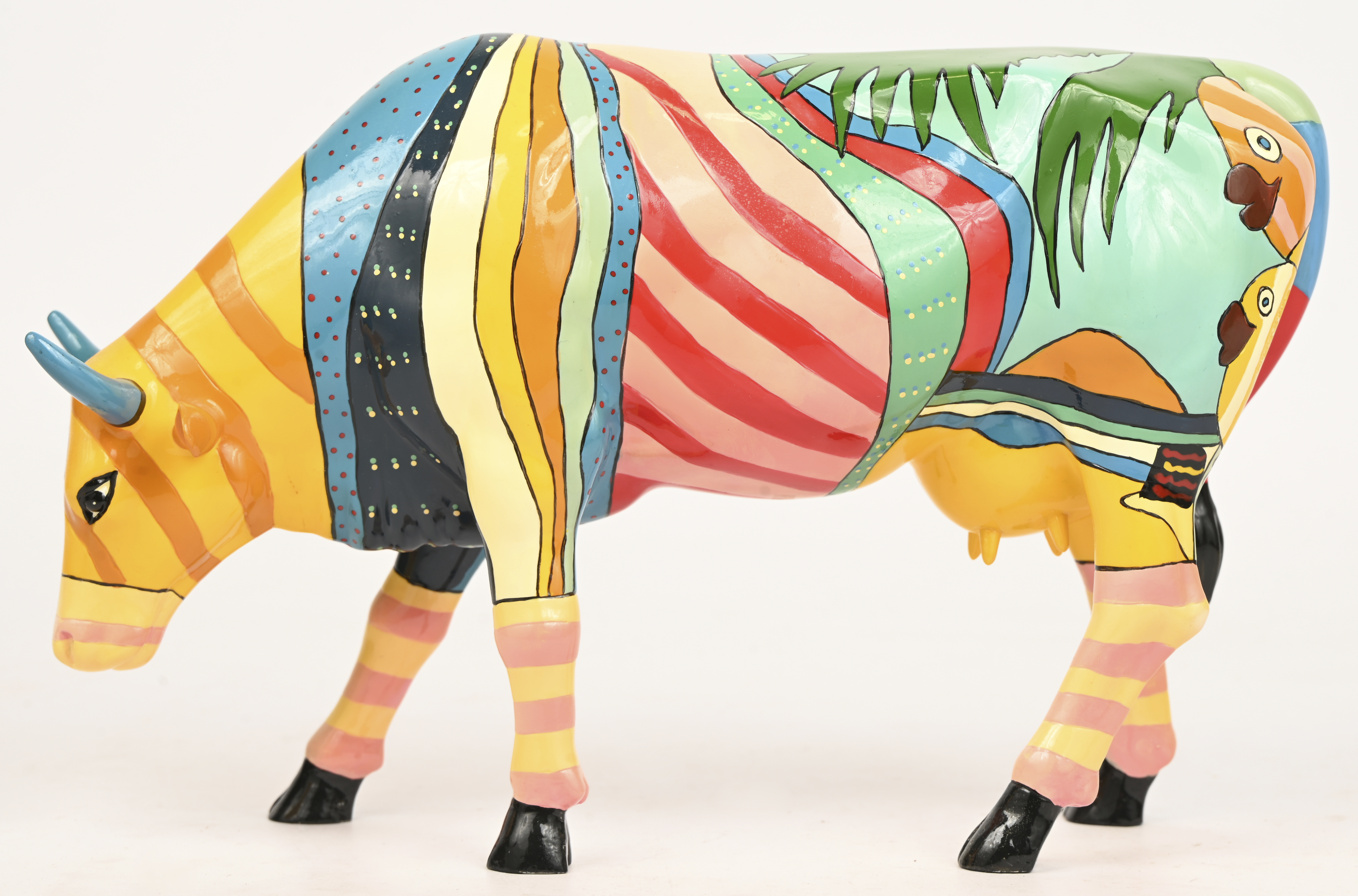“Boca Bovine”. Een beeld van meerkleurig kunststof uit de reeks ‘Cow Parade’ naar het gelijknamige kunstproject. Ontwerp van Valter Morais, 2002 “Boca Bovine”. Een beeld van meerkleurig kunststof uit de reeks ‘Cow Parade’ naar het gelijknamige kunstproject. Ontwerp van Valter Morais, 2002.