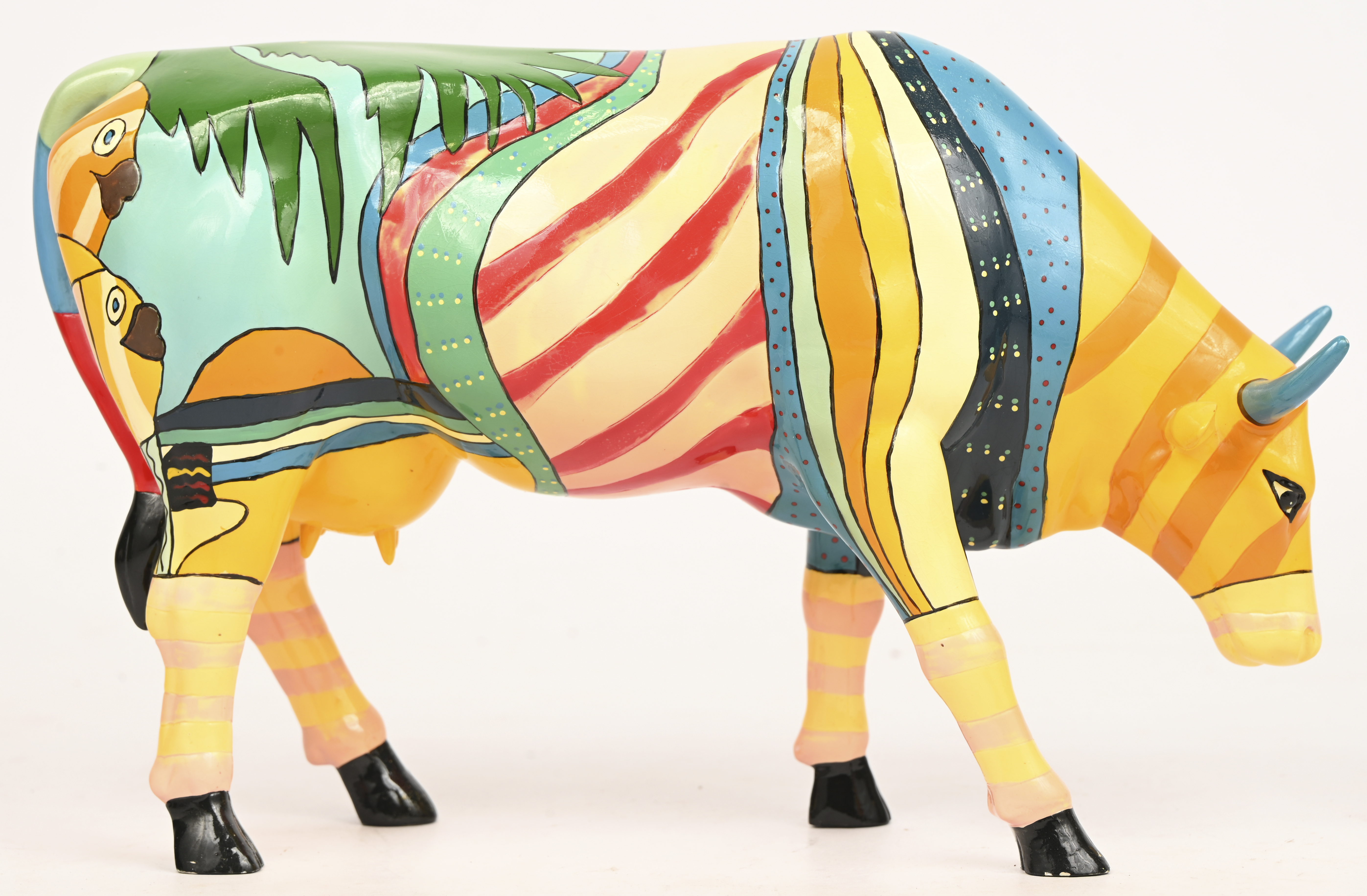 “Boca Bovine”. Een beeld van meerkleurig kunststof uit de reeks ‘Cow Parade’ naar het gelijknamige kunstproject. Ontwerp van Valter Morais, 2002 “Boca Bovine”. Een beeld van meerkleurig kunststof uit de reeks ‘Cow Parade’ naar het gelijknamige kunstproject. Ontwerp van Valter Morais, 2002.