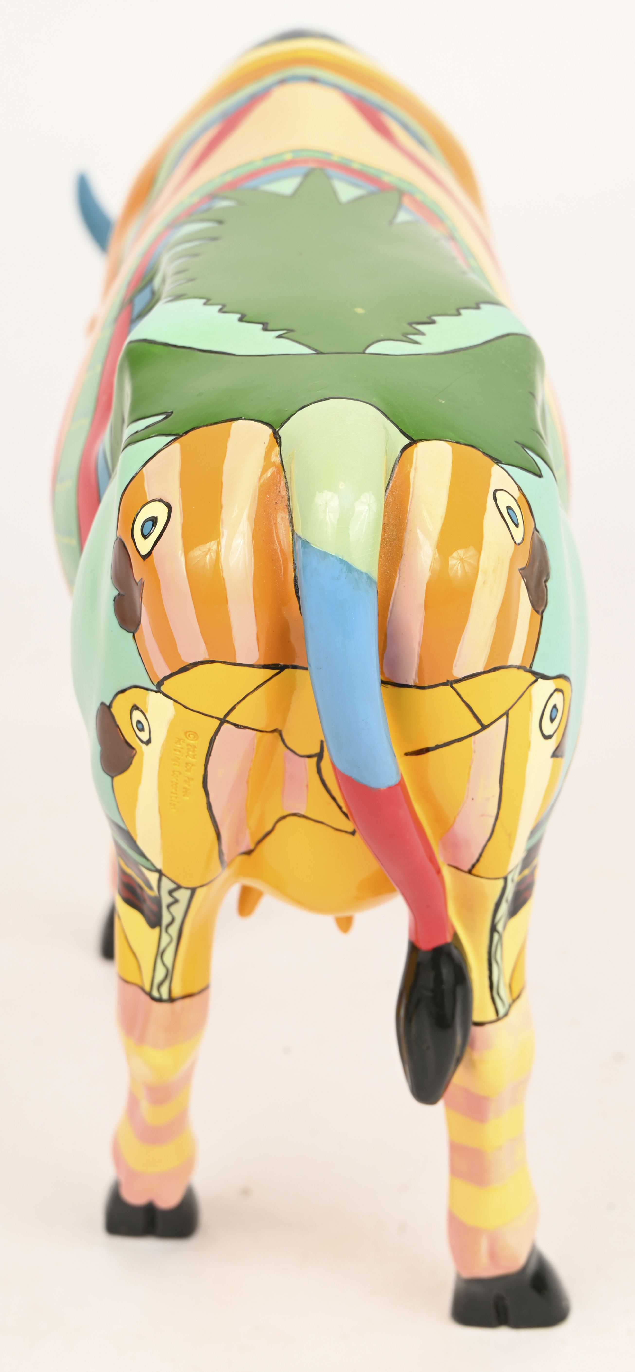 “Boca Bovine”. Een beeld van meerkleurig kunststof uit de reeks ‘Cow Parade’ naar het gelijknamige kunstproject. Ontwerp van Valter Morais, 2002 “Boca Bovine”. Een beeld van meerkleurig kunststof uit de reeks ‘Cow Parade’ naar het gelijknamige kunstproject. Ontwerp van Valter Morais, 2002.