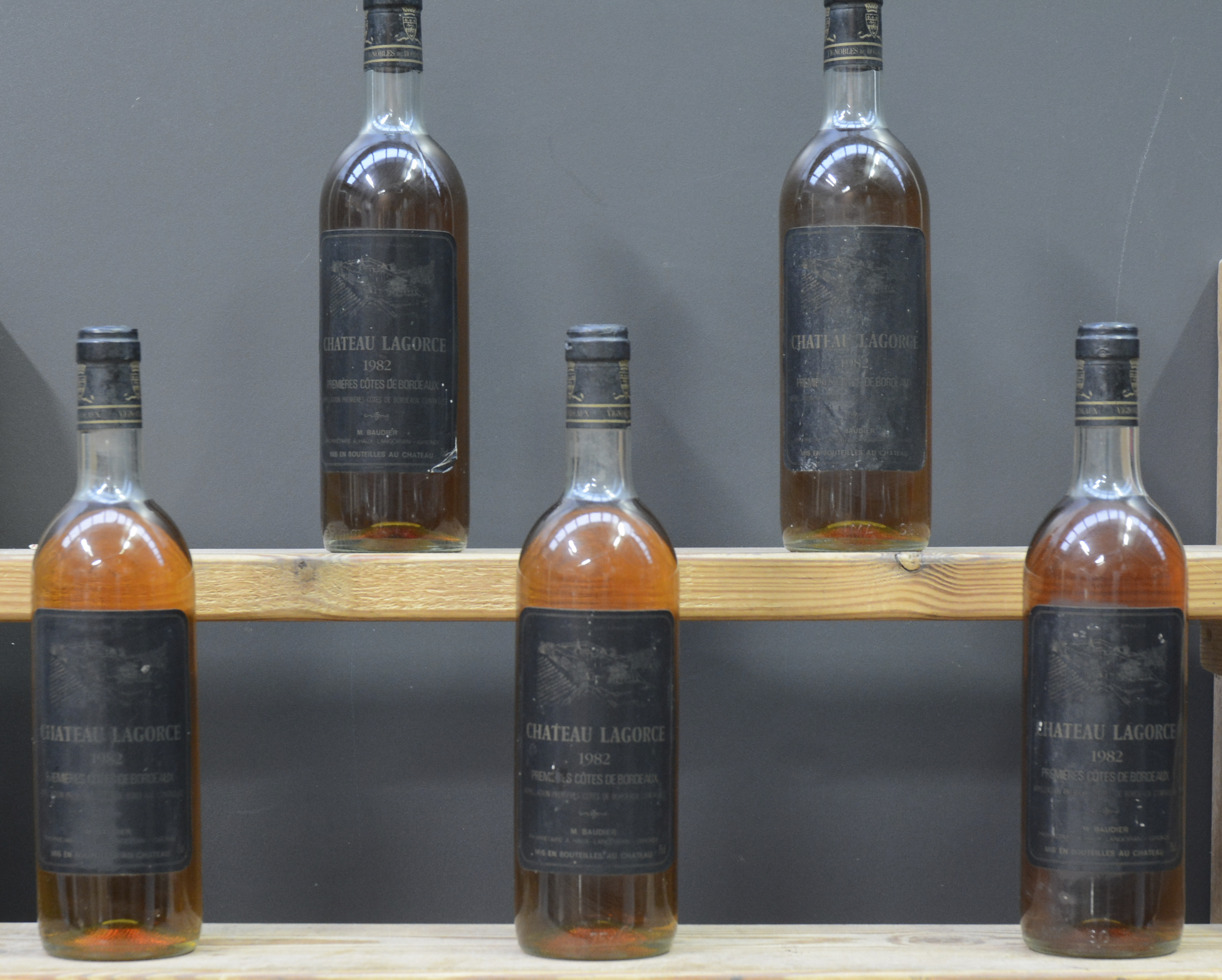 Ch. Lagorce A.C. 1e Côtes de Bordeaux M.C Ch. Lagorce A.C. 1e Côtes de Bordeaux M.C. 1982 aantal: 5 bt