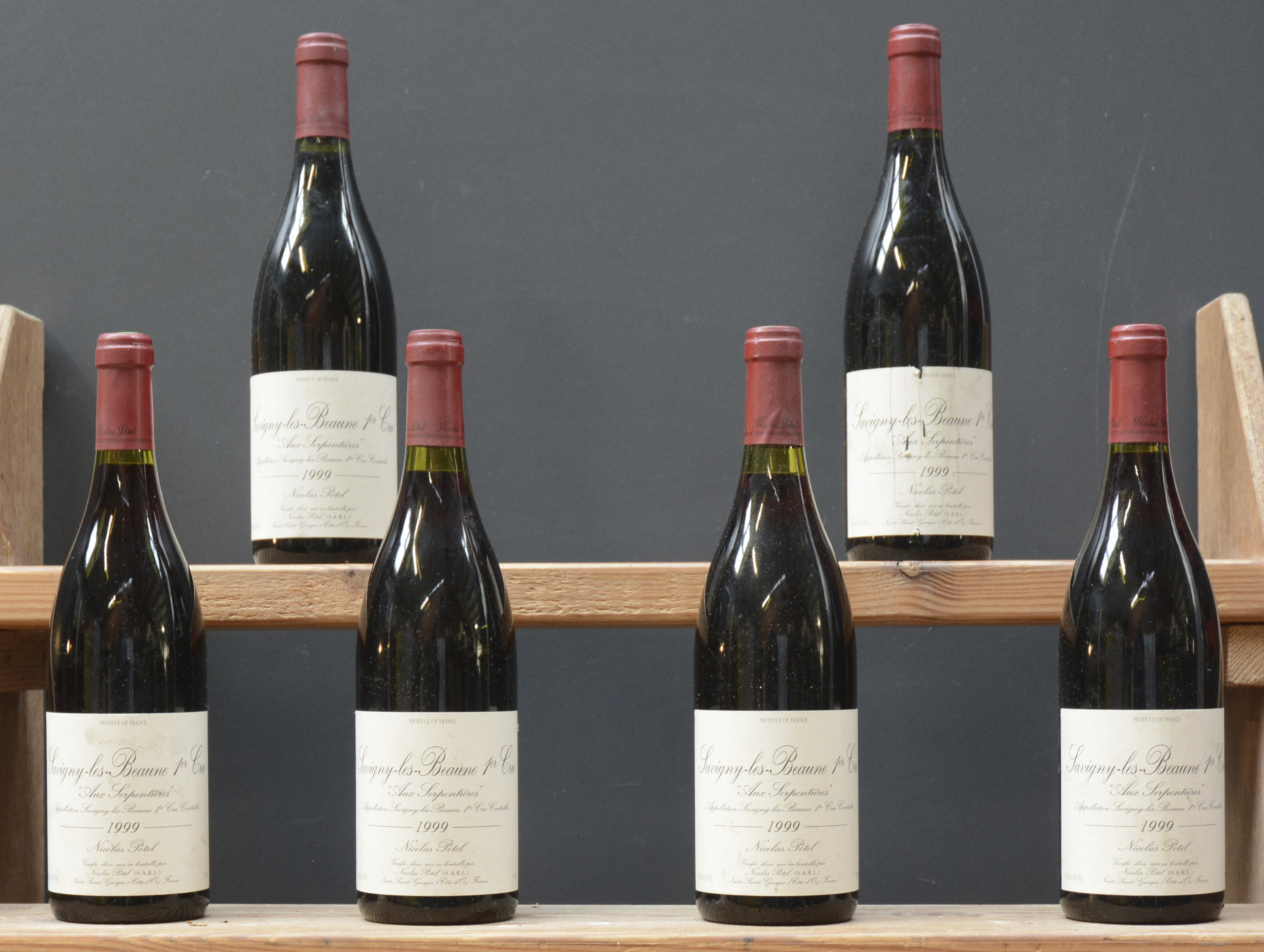 Savigny-les-Beaune 1e Cru Les Serpentières A.C. Nicolas Potel, Nuits M Savigny-les-Beaune 1e Cru Les Serpentières A.C. Nicolas Potel, Nuits M.PO 1999 aantal: 6 bt