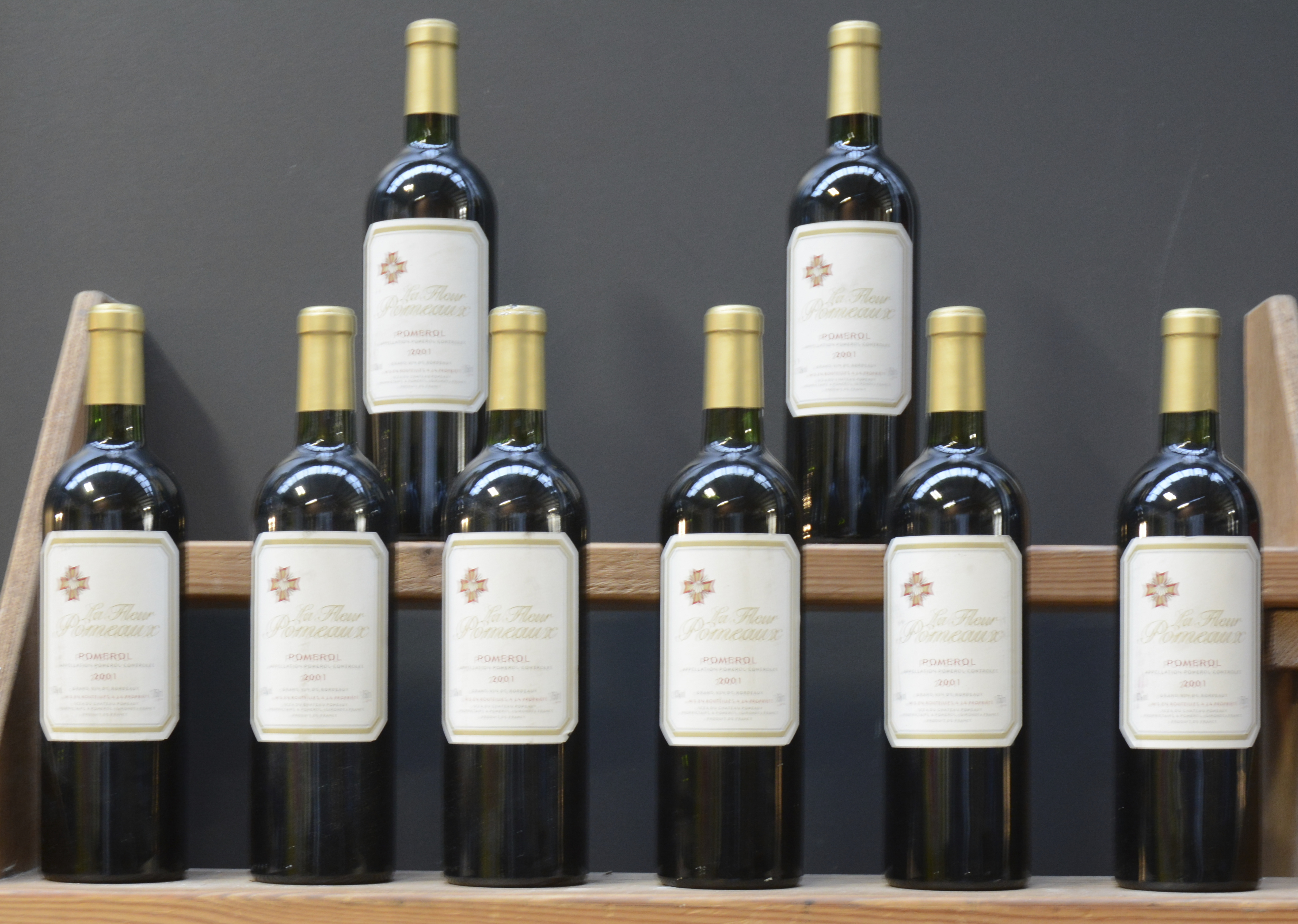 La Fleur Pomeaux A.C. Pomerol M.P La Fleur Pomeaux A.C. Pomerol M.P. 2001 aantal: 8 bt