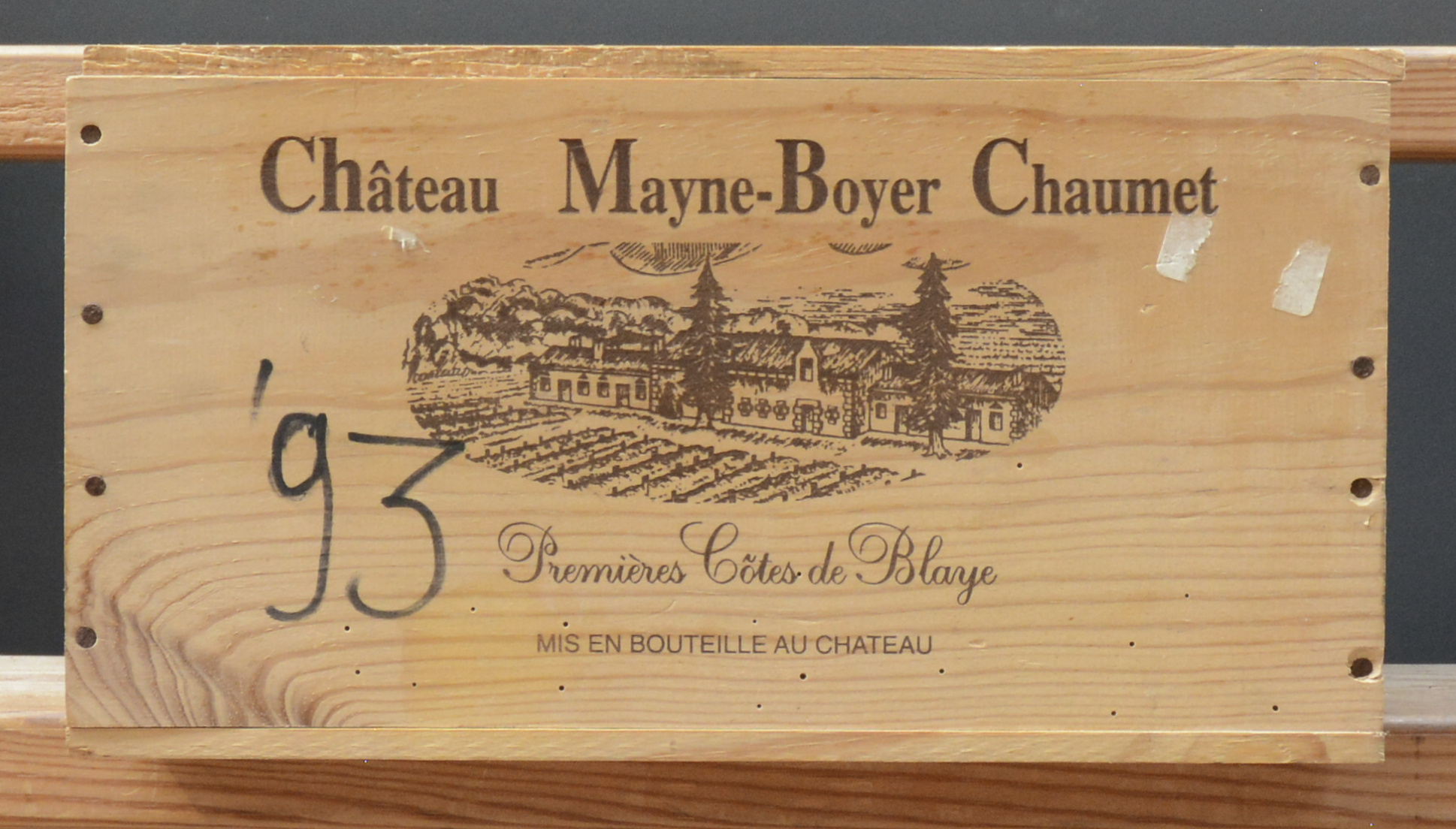 Ch. Mayne-Boyer-Chaumet A.C. 1e Côtes de Blaye M.C. O.K Ch. Mayne-Boyer-Chaumet A.C. 1e Côtes de Blaye M.C. O.K. 1993 aantal: 6 bt