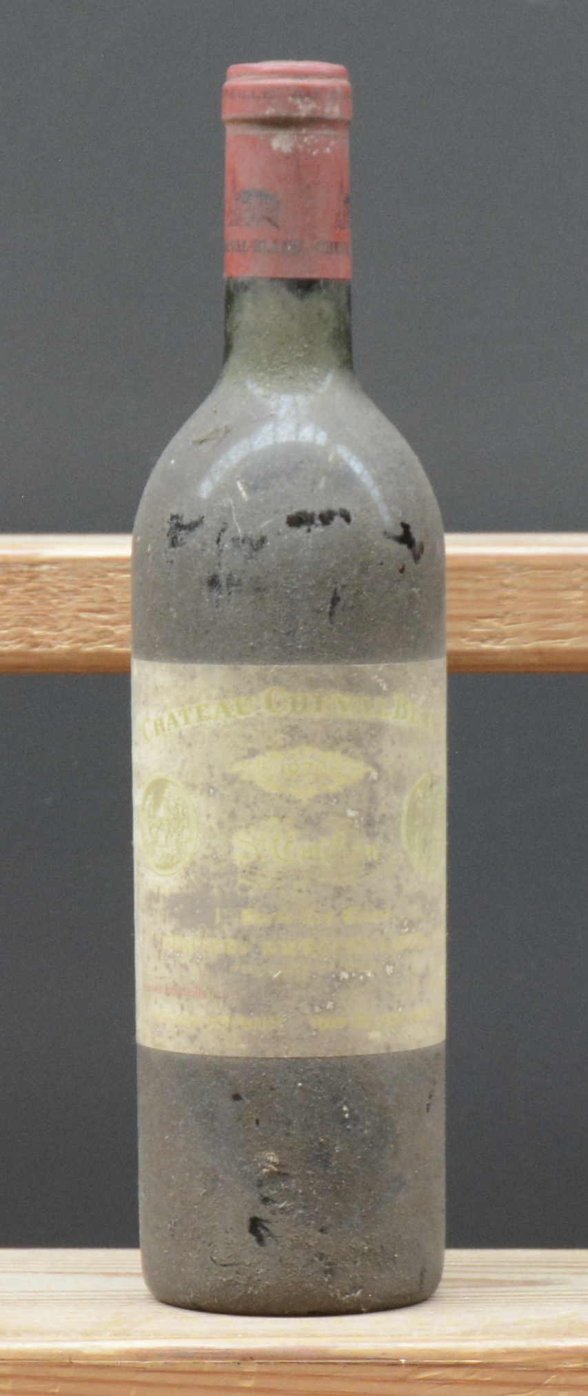 Ch. Cheval Blanc A.C. St-Emilion 1e grand cru classé M.C Ch. Cheval Blanc A.C. St-Emilion 1e grand cru classé M.C. 1970 aantal: 1 bt vts