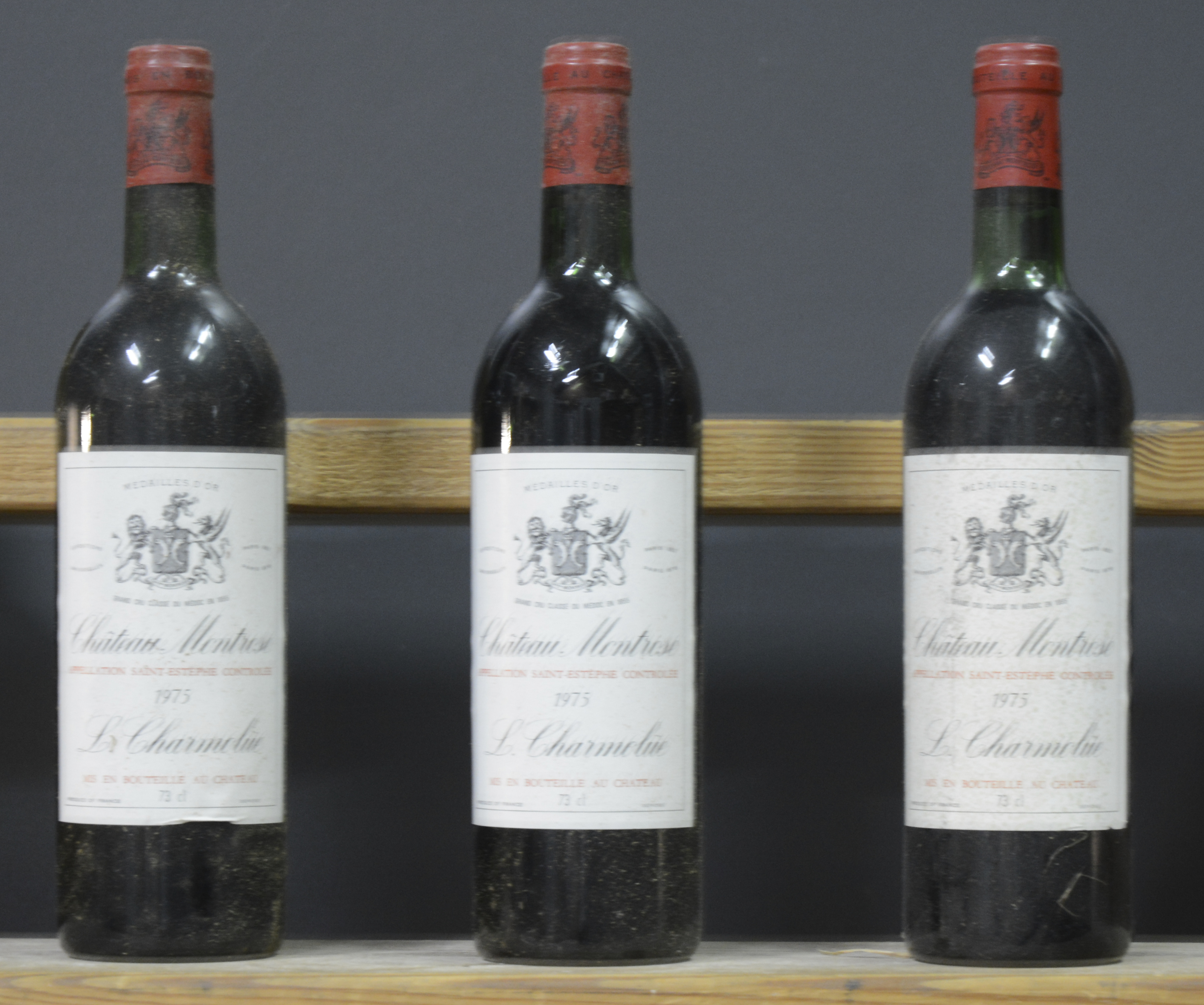 Ch. Montrose A.C. St-Estèphe 2e grand cru classé M.C Ch. Montrose A.C. St-Estèphe 2e grand cru classé M.C. 1975 aantal: 3 bt