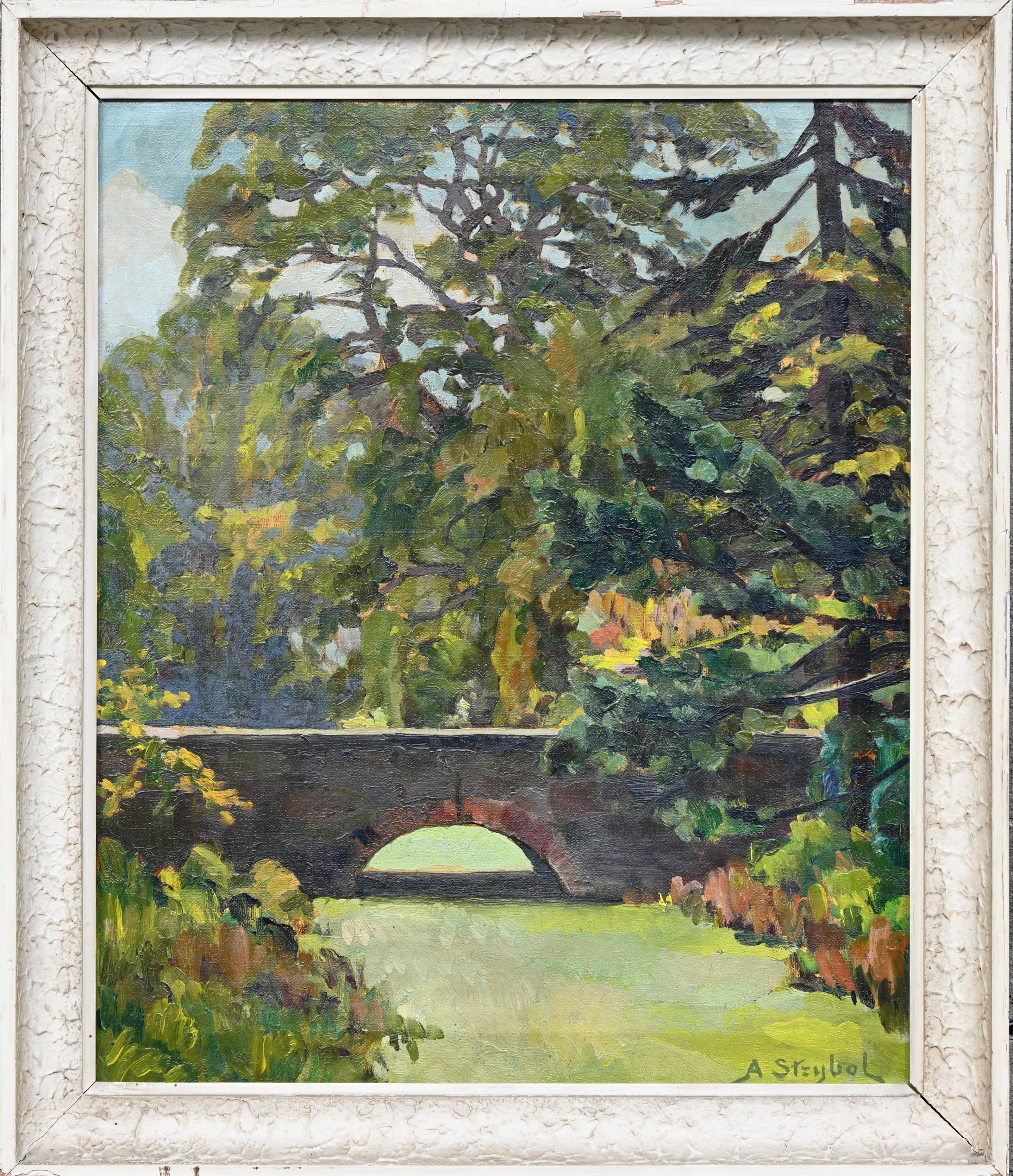 ‘Boszicht met oude brug’, olieverf op doek. Getekend A. Strijbol ‘Boszicht met oude brug’, olieverf op doek. Getekend A. Strijbol.