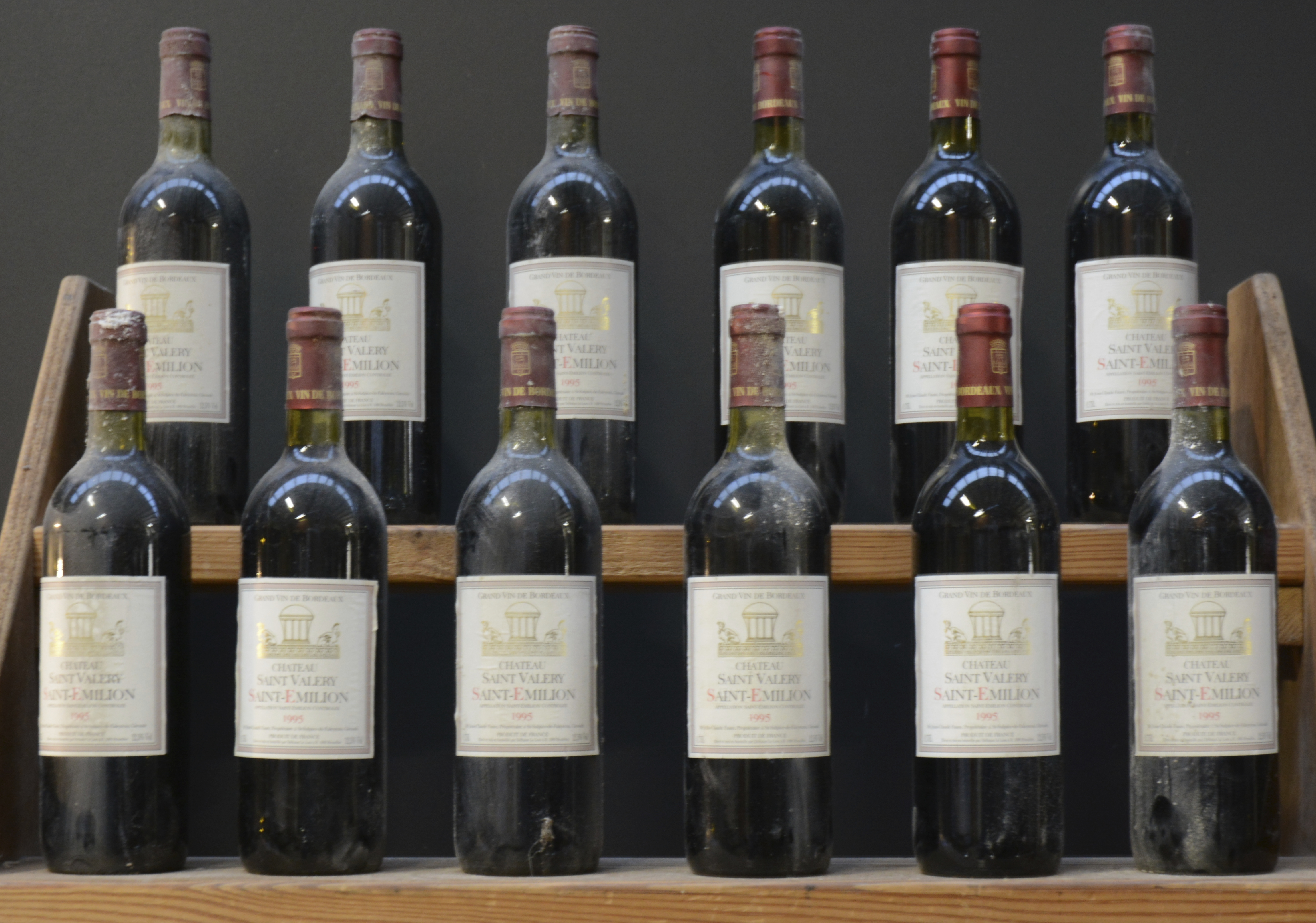Ch. Saint Valery A.C. St-Emilion M.B. Ch. Saint Valery A.C. St-Emilion M.B.. 1995 aantal: 12 bt