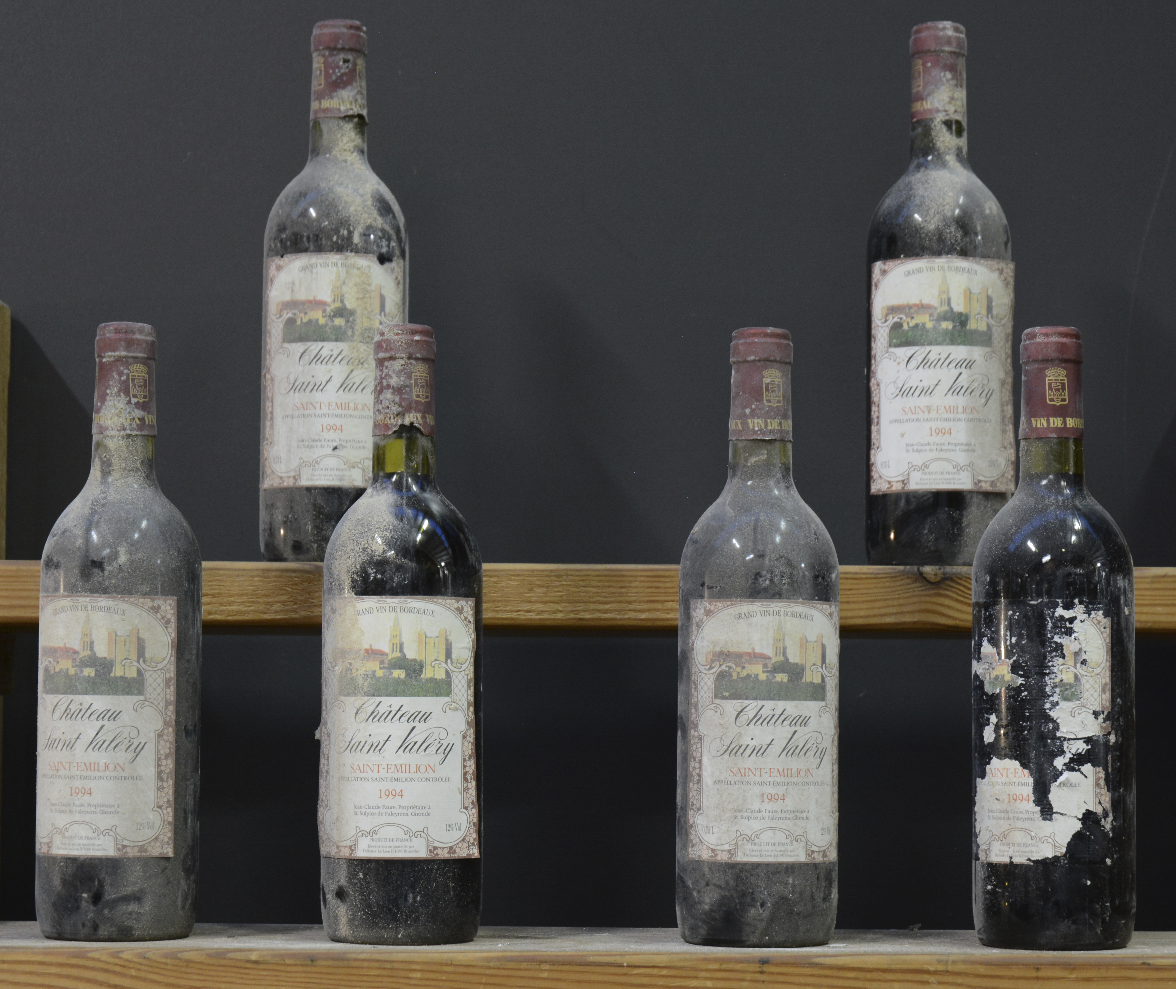 Ch. Saint Valery A.C. St-Emilion M.C Ch. Saint Valery A.C. St-Emilion M.C. 1994 aantal: 6 bt 1 slecht etiket